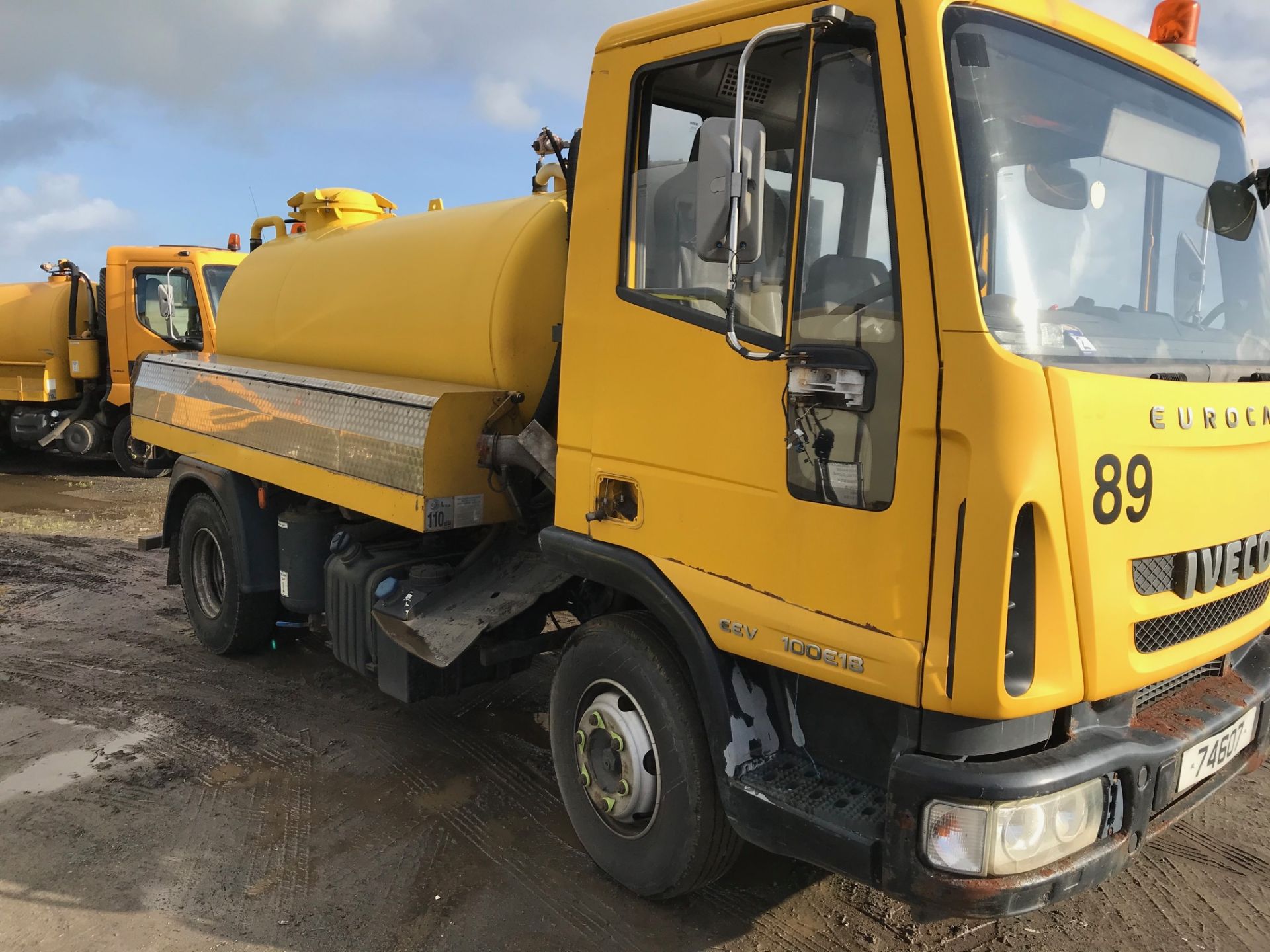 2010 Iveco 800 Gallon Gully Tanker - Image 5 of 7