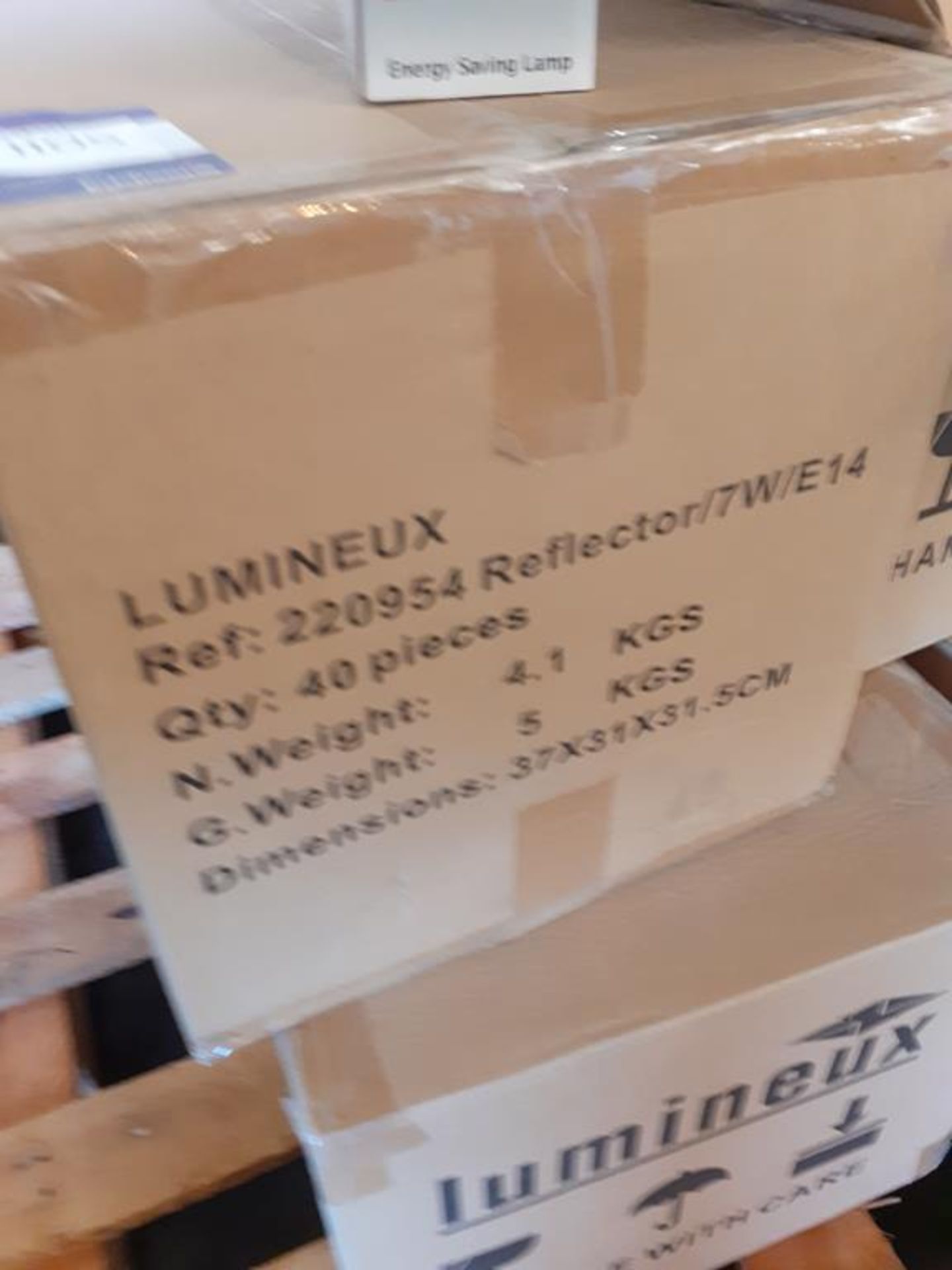 6x boxes of Lumineux Reflector 7W E14 2700K 220-240V Engery Saving Bulbs (40pcs per box) - Image 2 of 4