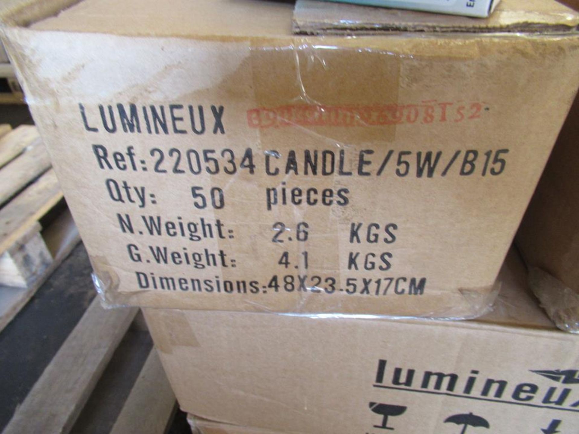 6x boxes of Lumineux Candle 5W B15 3500K 220-240V Energy Saving Bulbs (50pcs per box) - Image 2 of 4