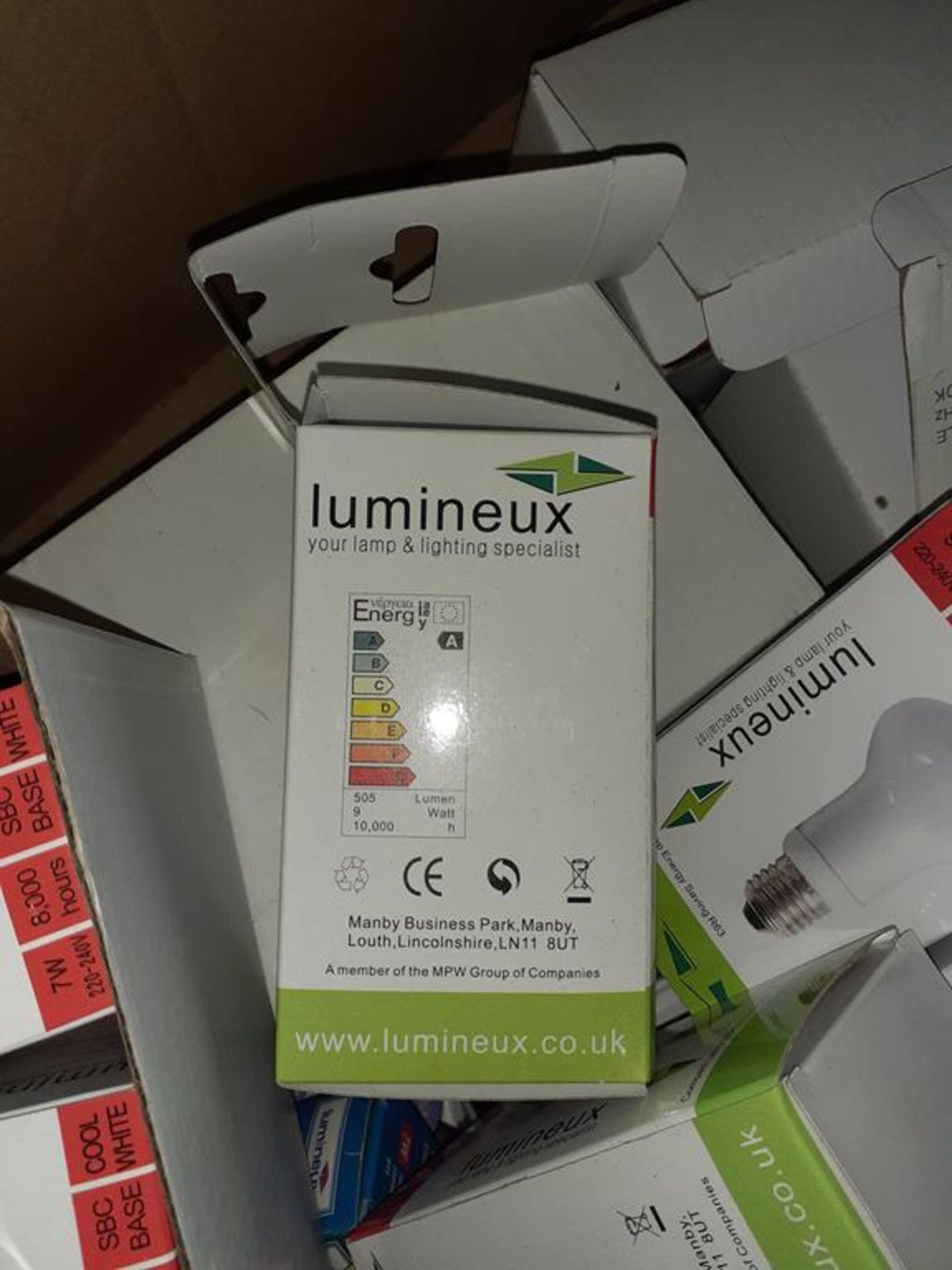 2 x boxes of various Lumineux light bulbs - Image 8 of 11