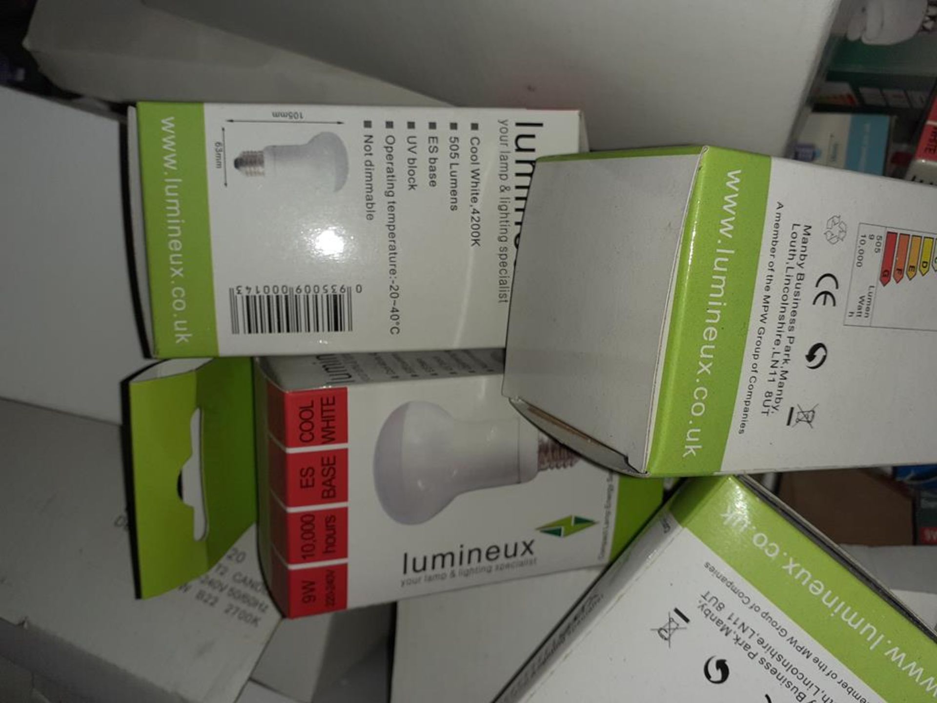 2 x boxes of various Lumineux light bulbs - Image 9 of 11