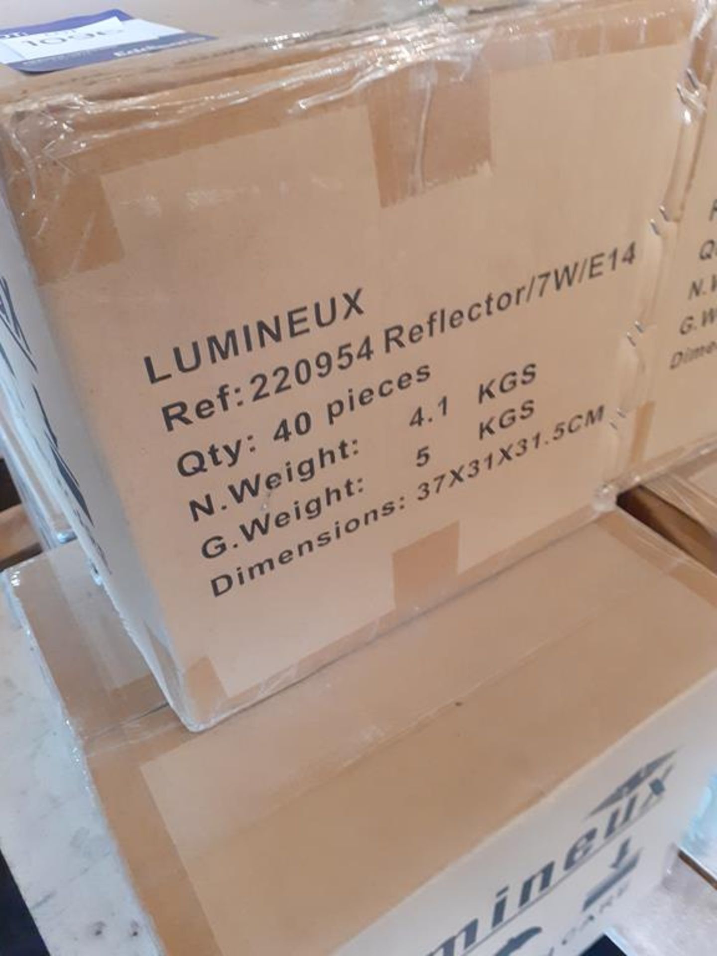 6x boxes of Lumineux Reflector 7W E14 2700K 220-240V Energy Saving Light Bulbs (40pcs per box) - Image 2 of 4