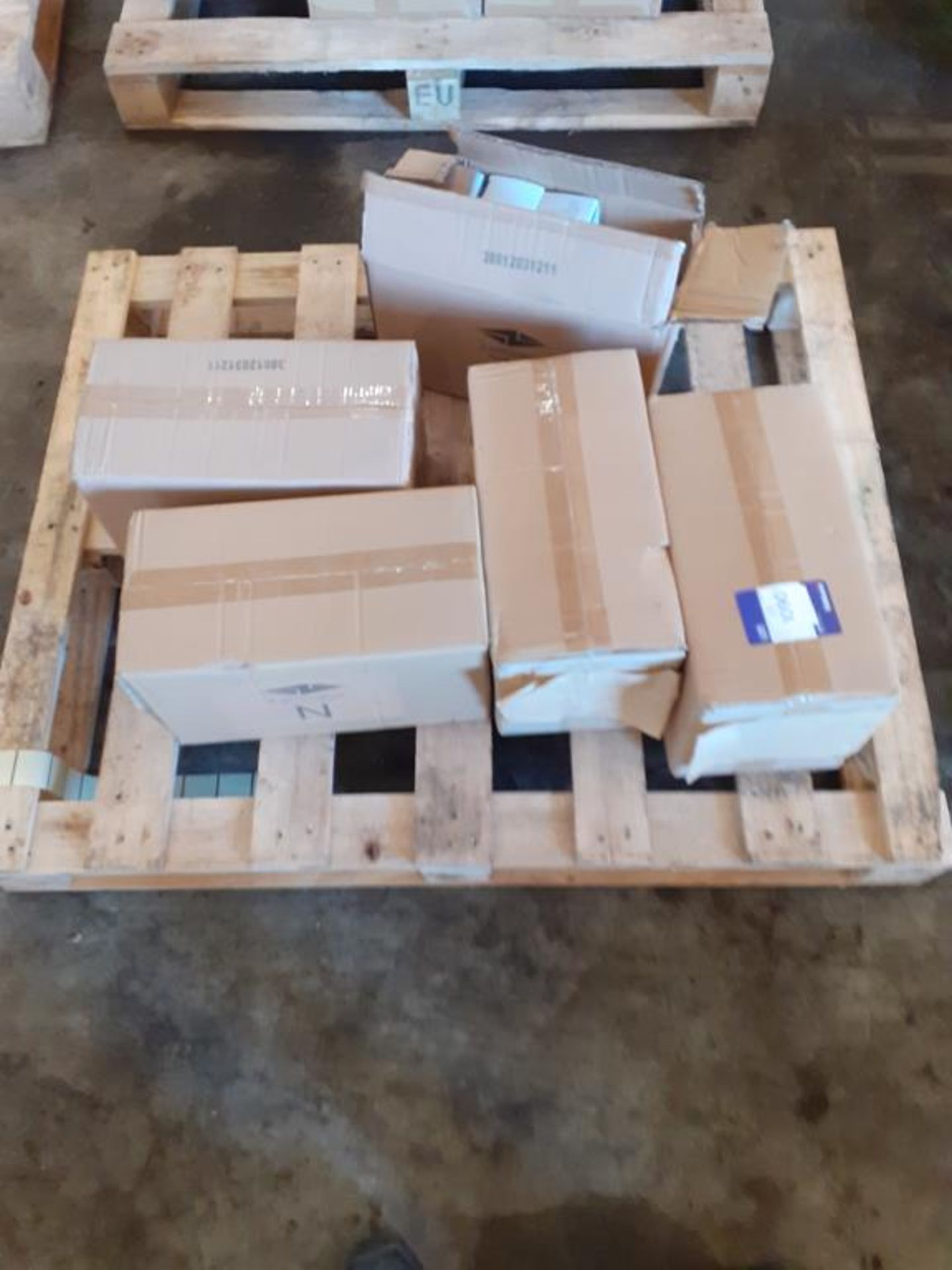 5x boxes of Lumineux Micro Spiral CFL 9W E27 2400K Warm White Energy Saving Bulbs (80pcs per box)