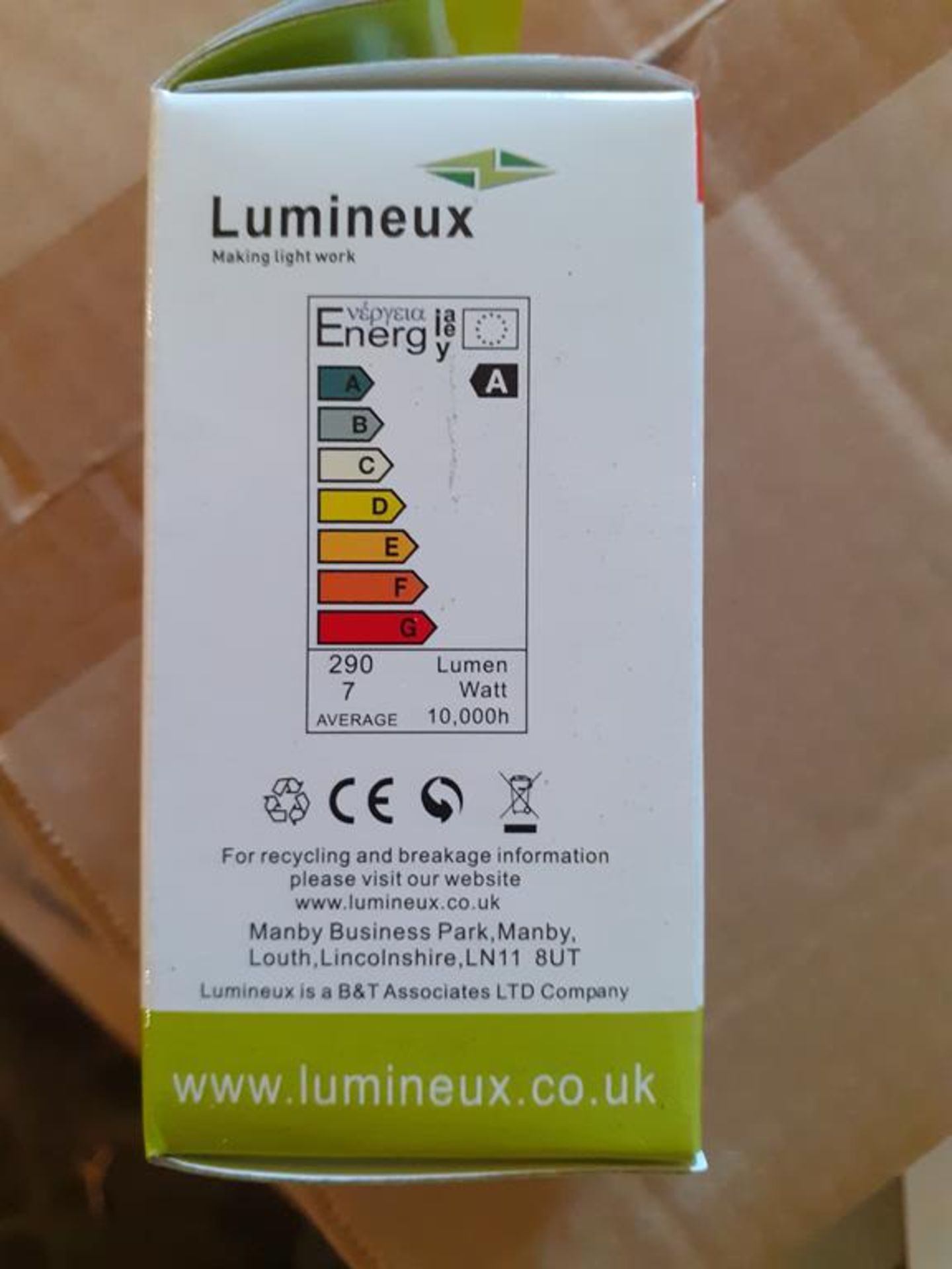 3x boxes of Lumineux Golf Ball 7W B22 2700K Warm White Bulbs (100pcs per box, 1 box contains 80pcs) - Image 4 of 4