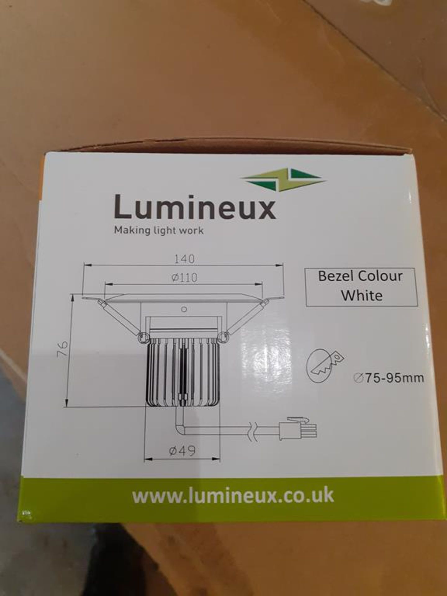 2x boxes of Lumineux Anti-Glare LED 2700K Warm White Down Lights (40pcs per box) - Image 4 of 6