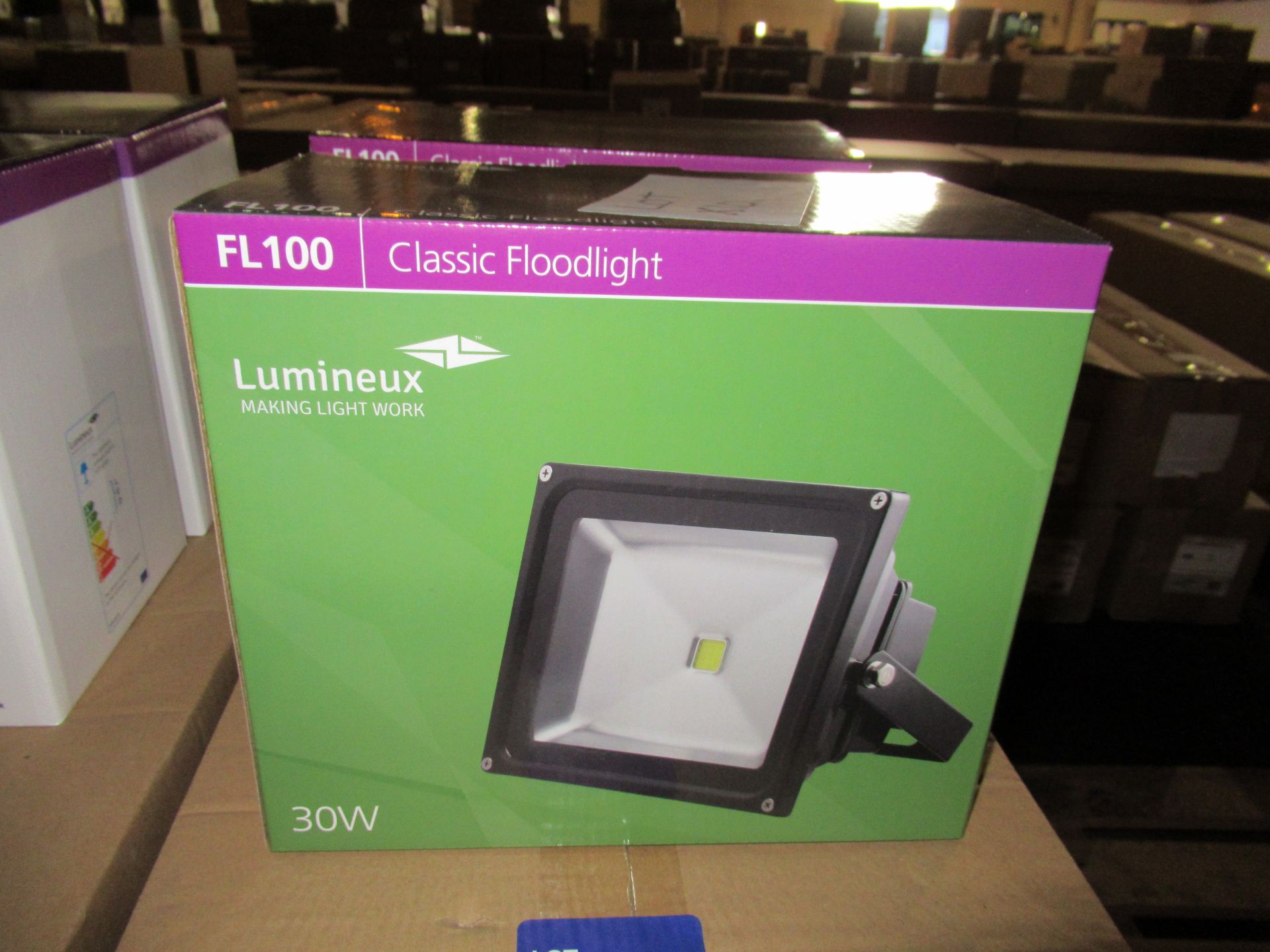 20 x LED Floodlight 30W 4000K black - Image 2 of 4