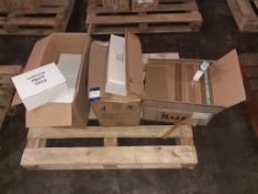 3 x boxes of Lumineux light bulbs