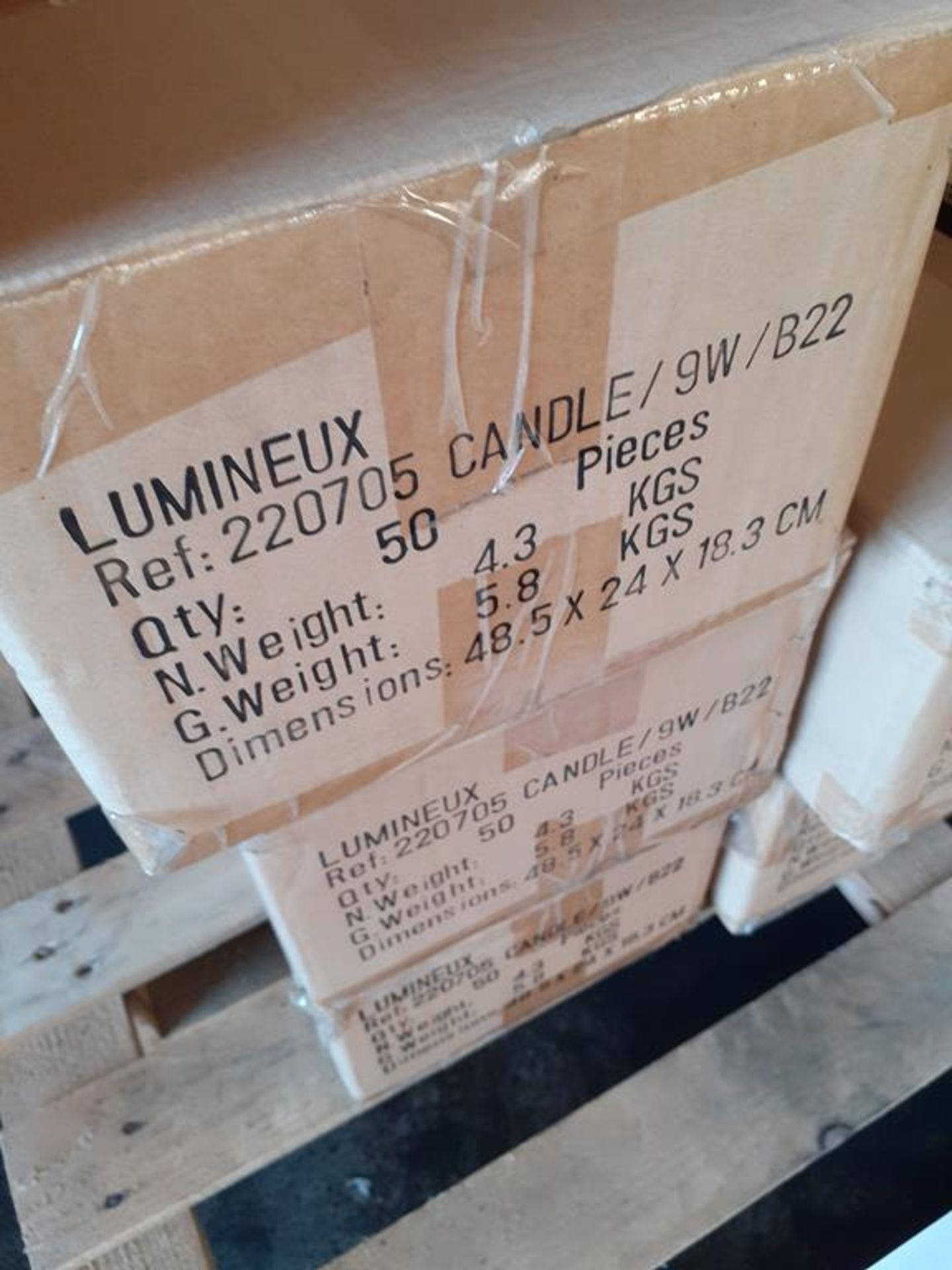 6x boxes of Lumineux Candle 9W B22 3500K 220-240V Energy Saving Light Bulbs (50pcs per box) - Image 2 of 4