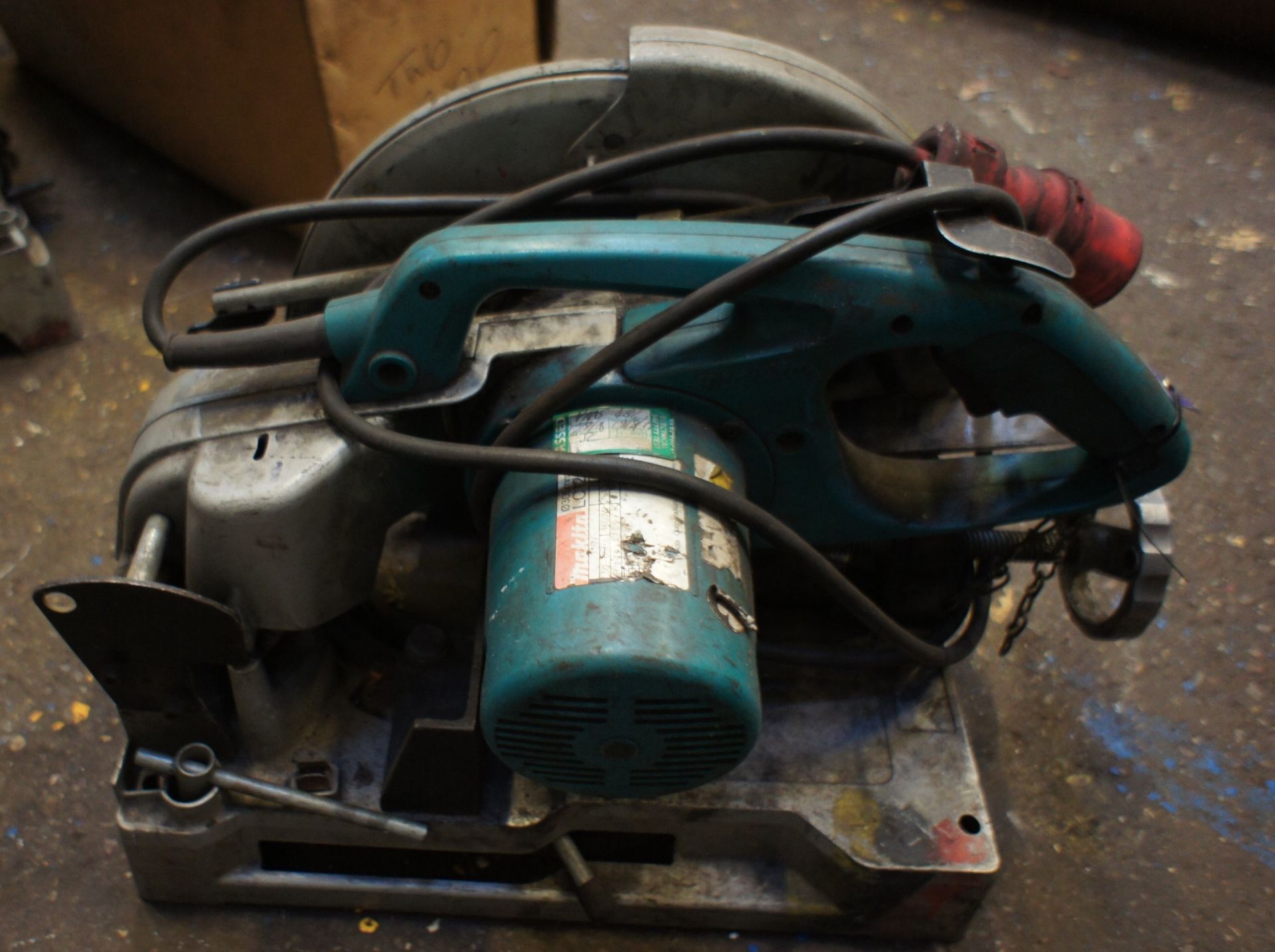 Makita Cut Off Saw, 305mm Diameter 110v - Image 2 of 2