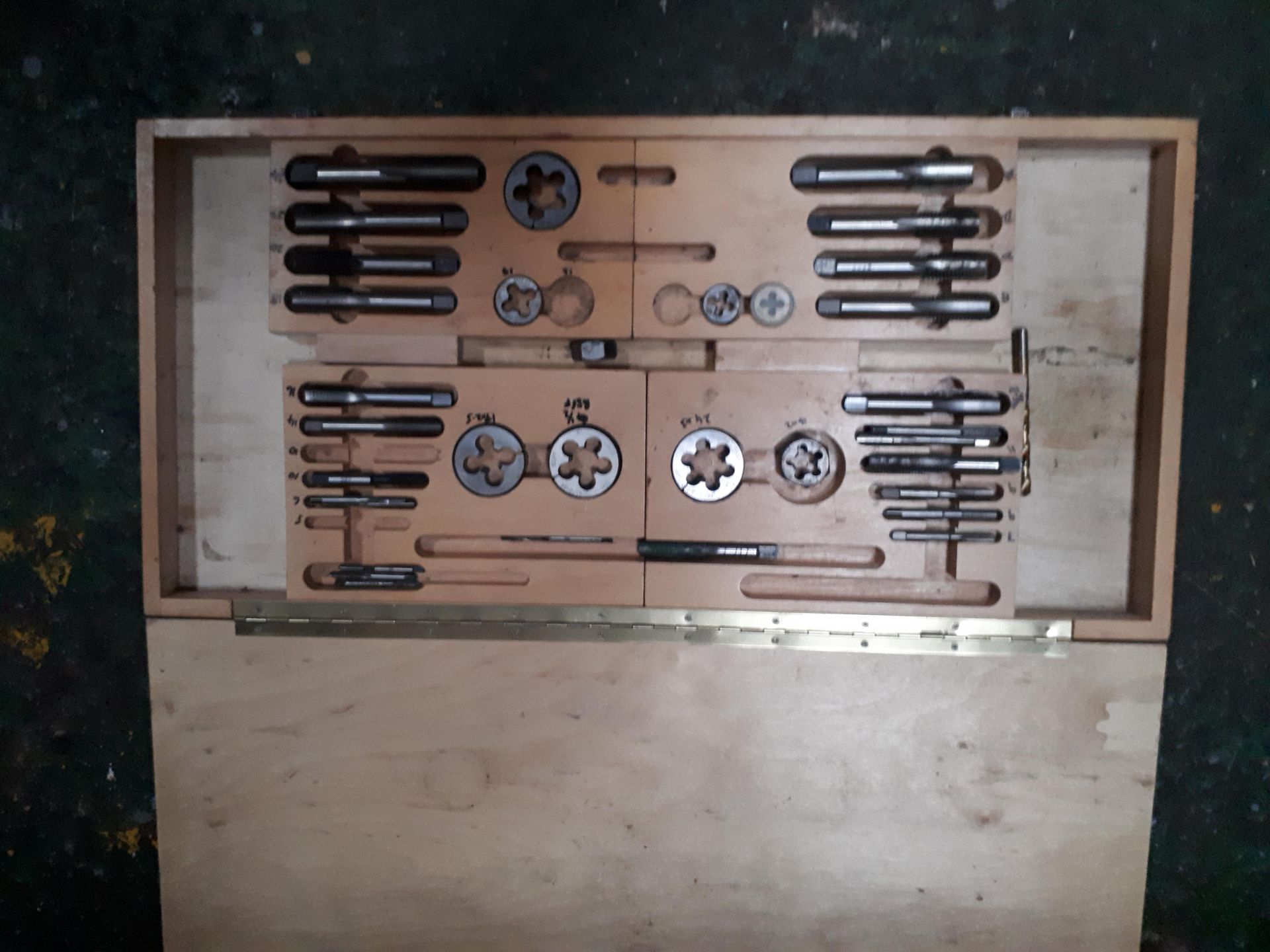 Metric Tap & Die Set to Wooden Box (incomplete) - Image 2 of 3
