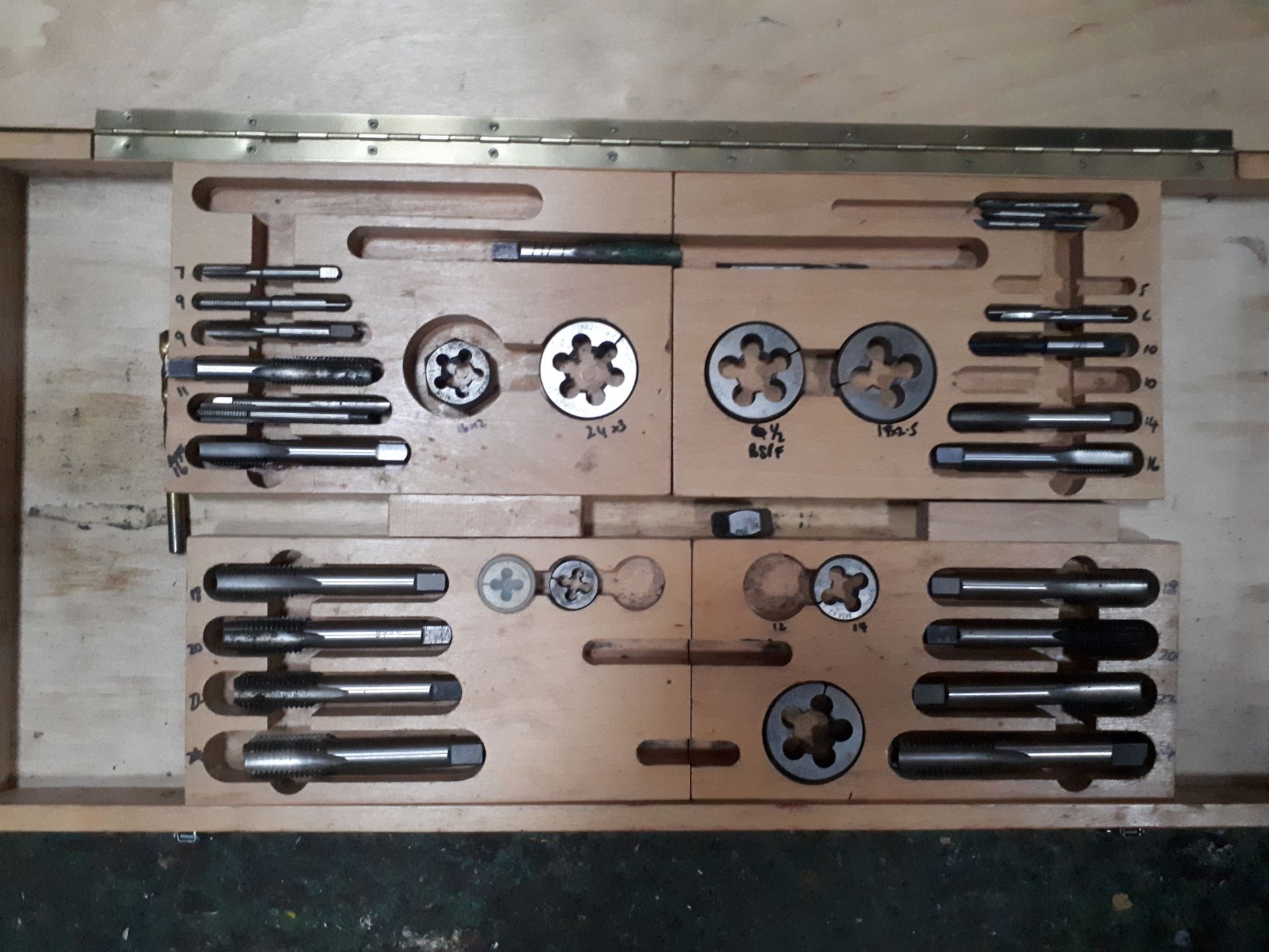 Metric Tap & Die Set to Wooden Box (incomplete)