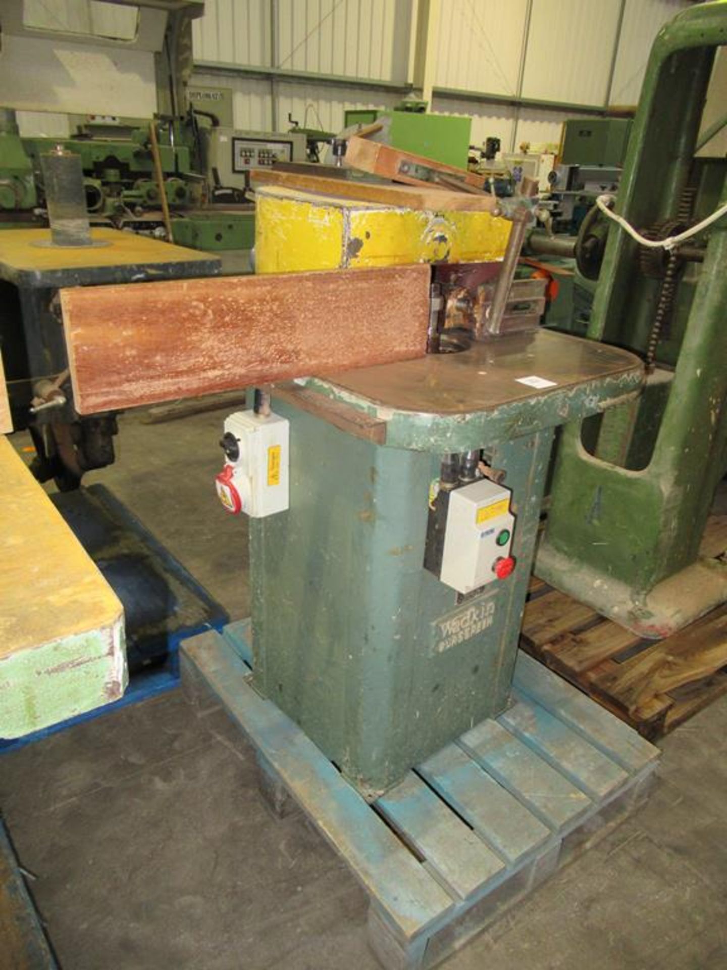 Wadkin Bursgreen spindle moulder s/n RS57648 - Image 3 of 5