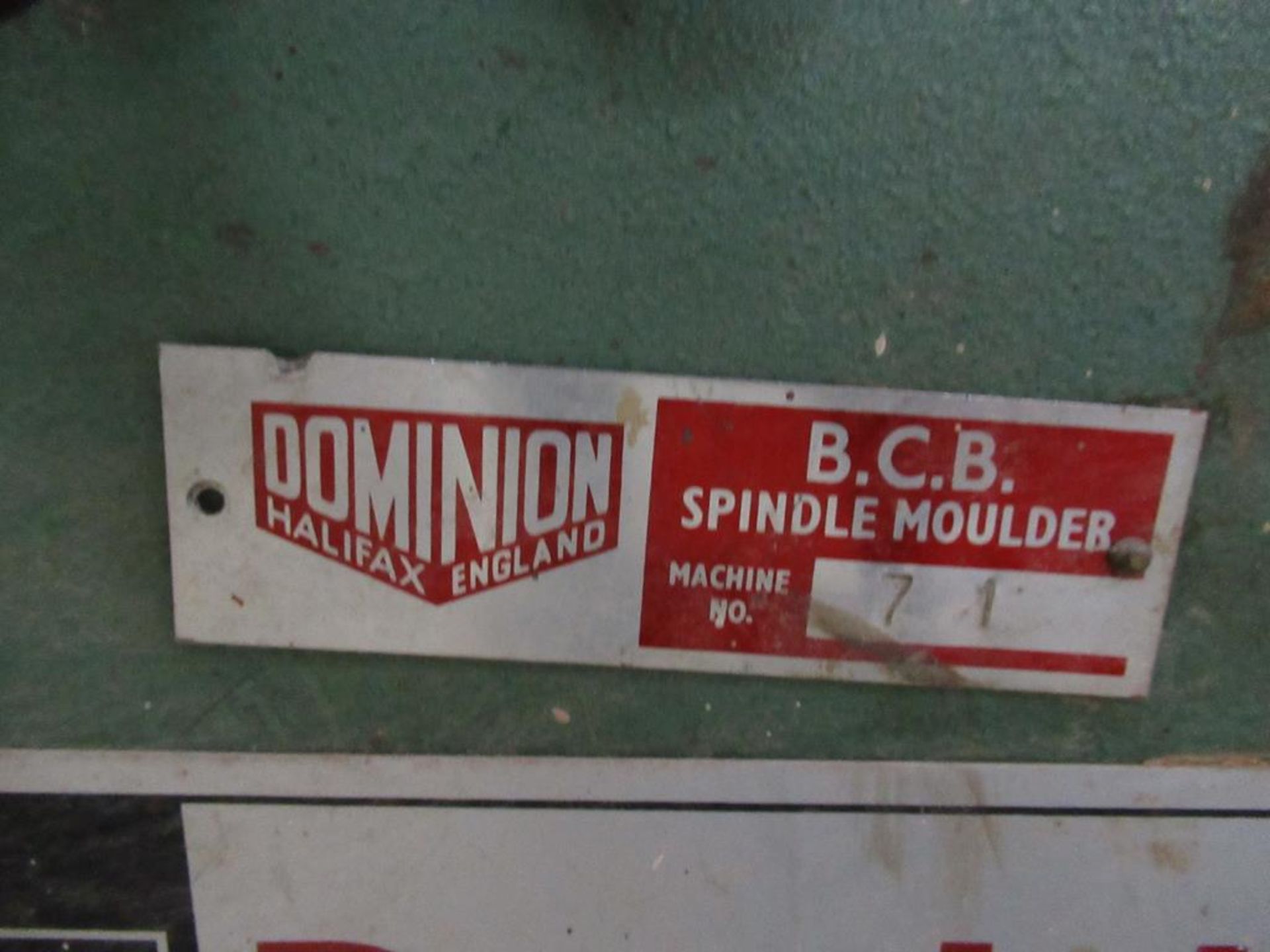 Dominion spindle moulder s/n B503733 with a Bursgreen 3 wheel BLG-8 powerfeed - Image 7 of 10