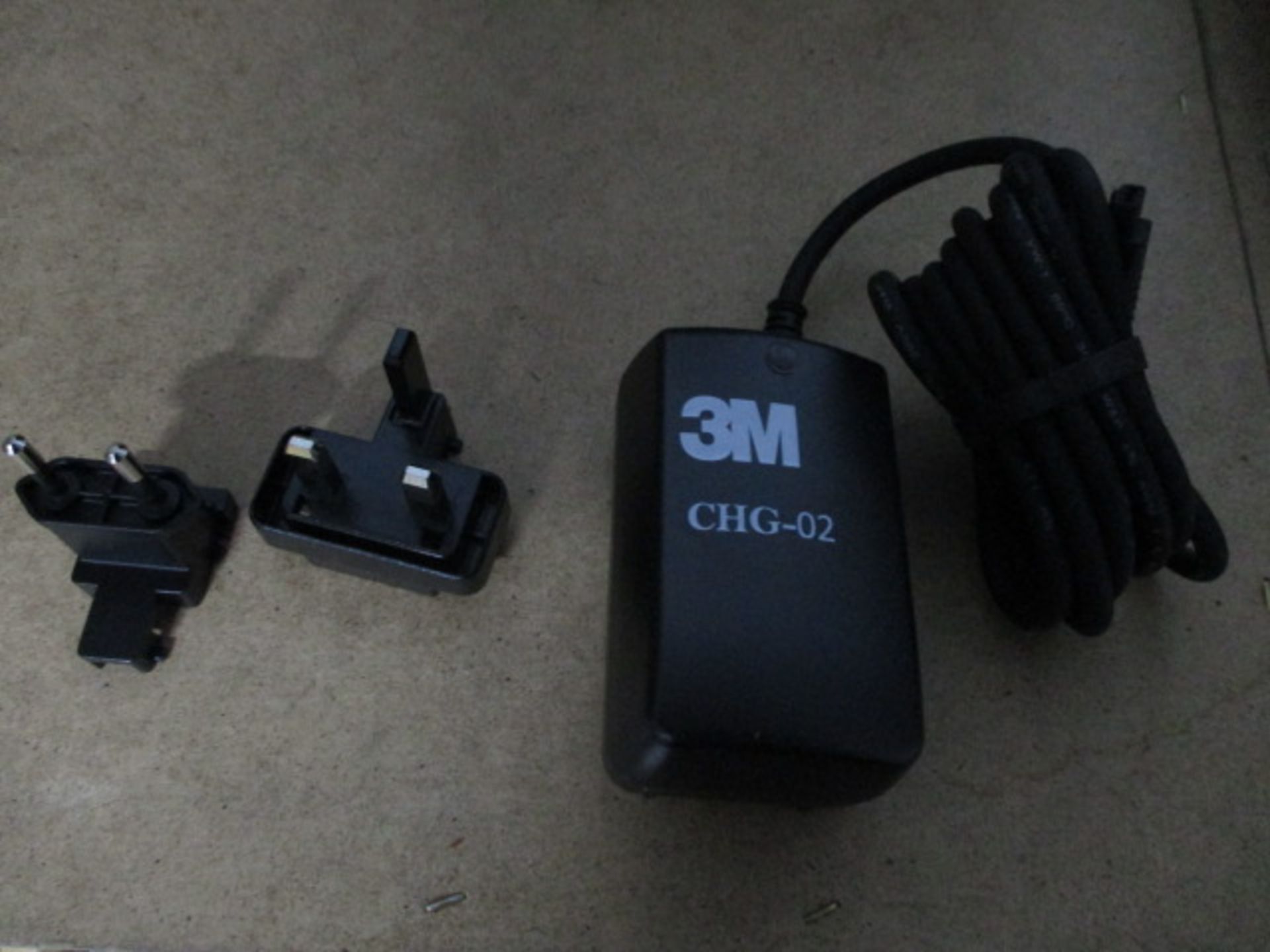 3M battery chargers - Image 3 of 4