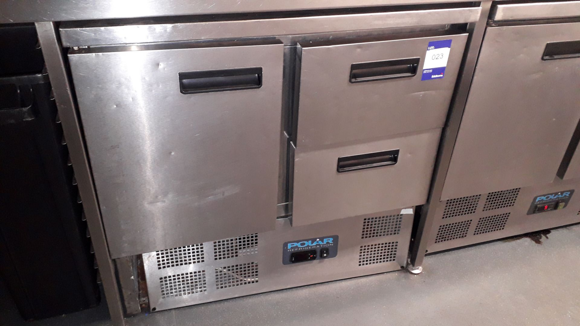 Polar U637 Stainless Steel 1 Door 2 Drawer 240Ltr Undercounter Fridge Serial Number 258759