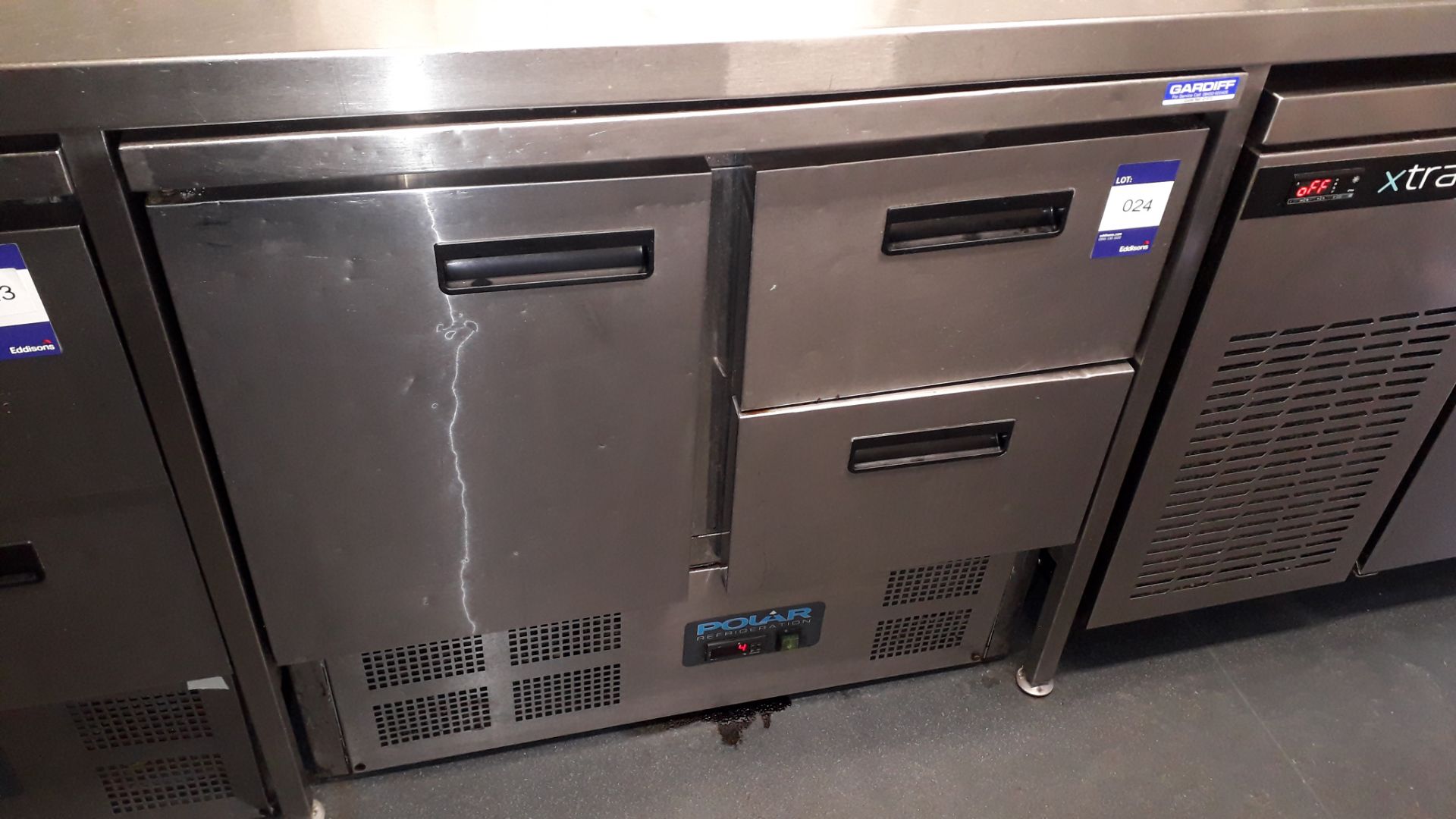 Polar U637 Stainless Steel 1 Door 2 Drawer 240Ltr Undercounter Fridge Serial Number 324482