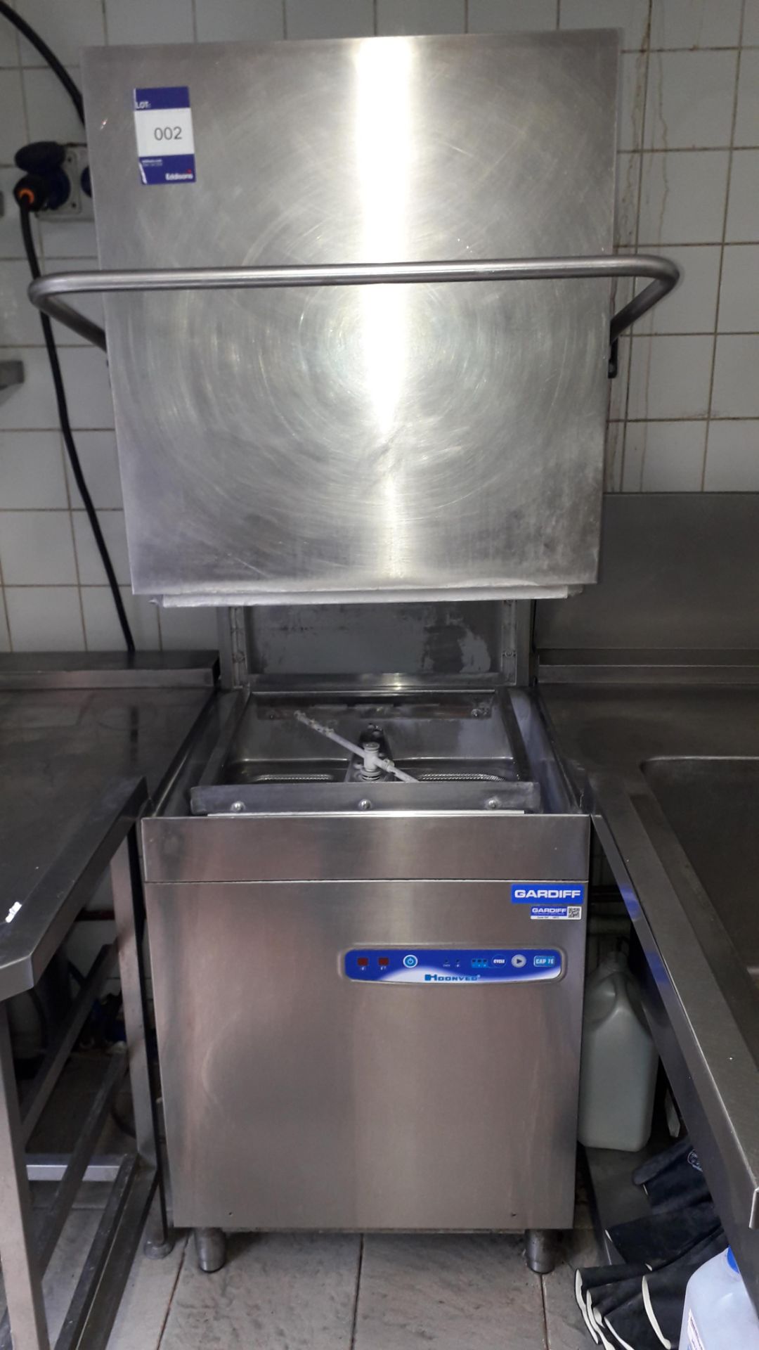 Hoonved CAP7E11 Pass Through Dishwasher Serial Number GB1803890318 with Feed Table, fitted Sink with - Image 3 of 9