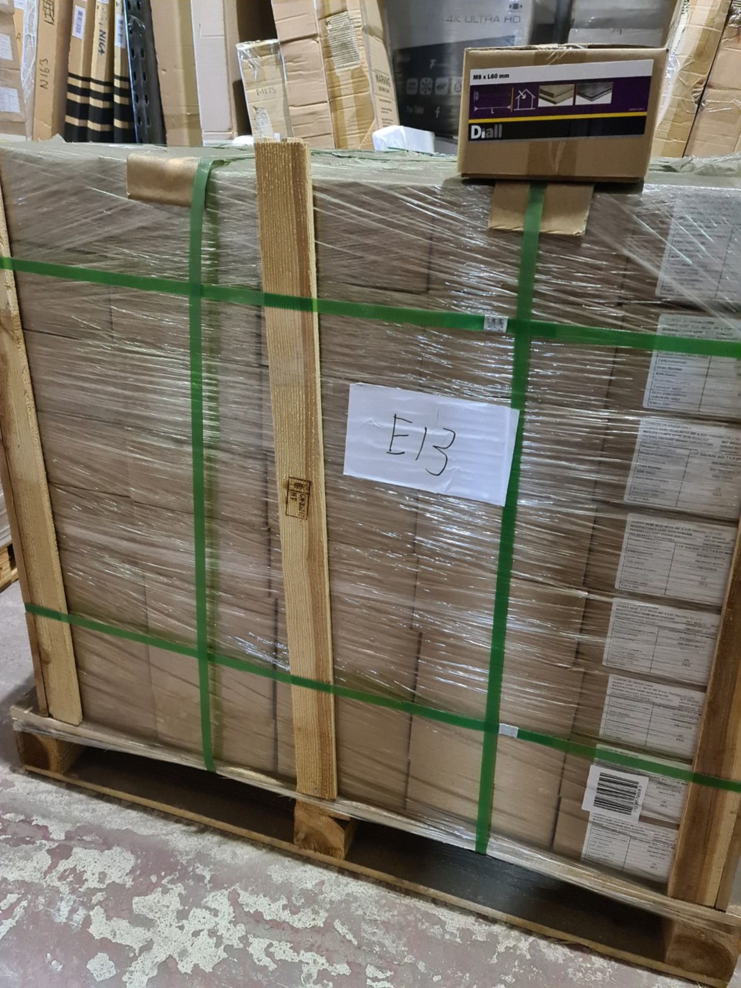 (E13) PALLET TO CONTAIN 200 x NEW 4KG BOXES OF M8x - Image 3 of 3