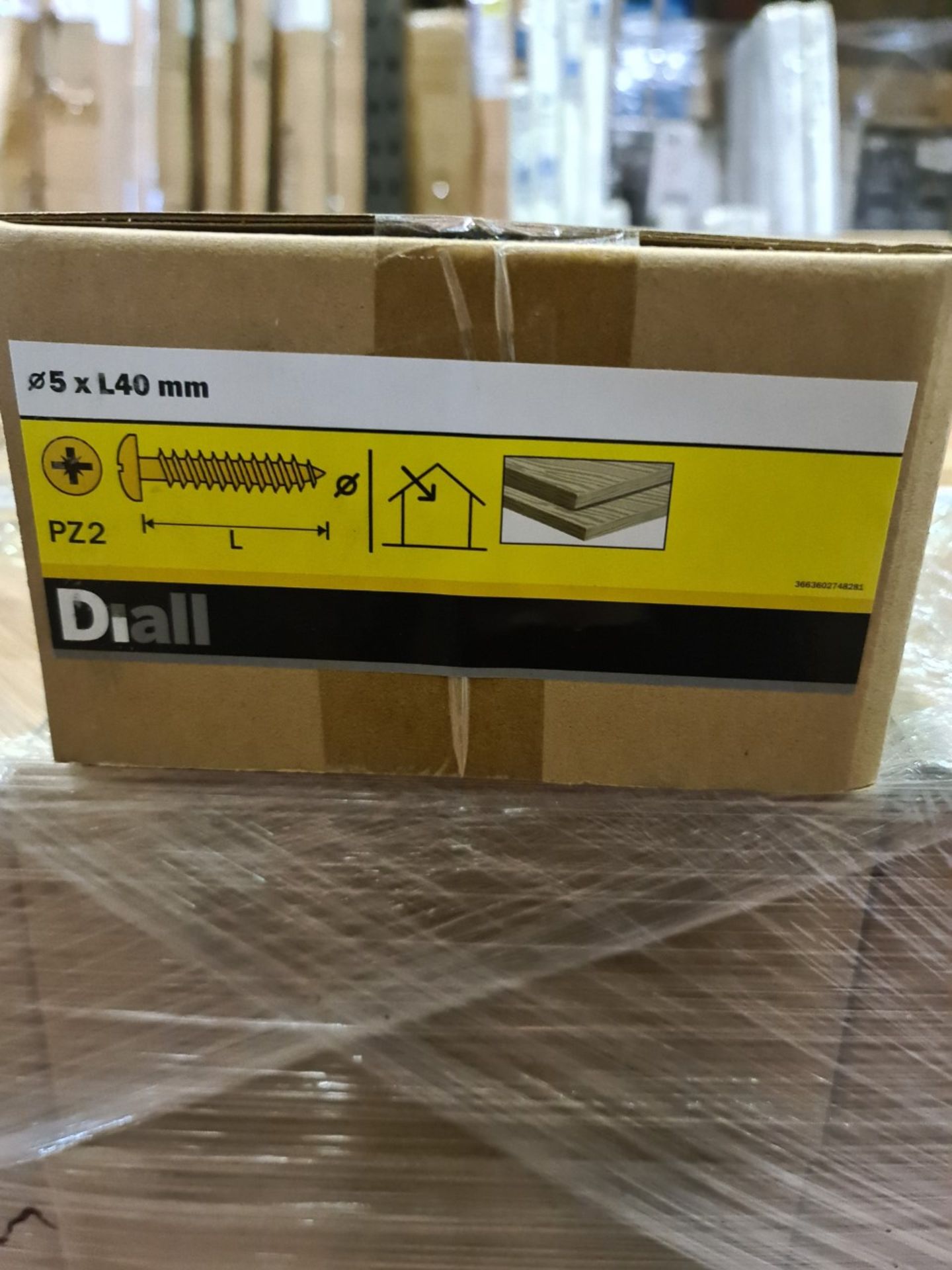 (E14) PALLET TO CONTAIN 210 x NEW 4KG BOXES OF 5x4