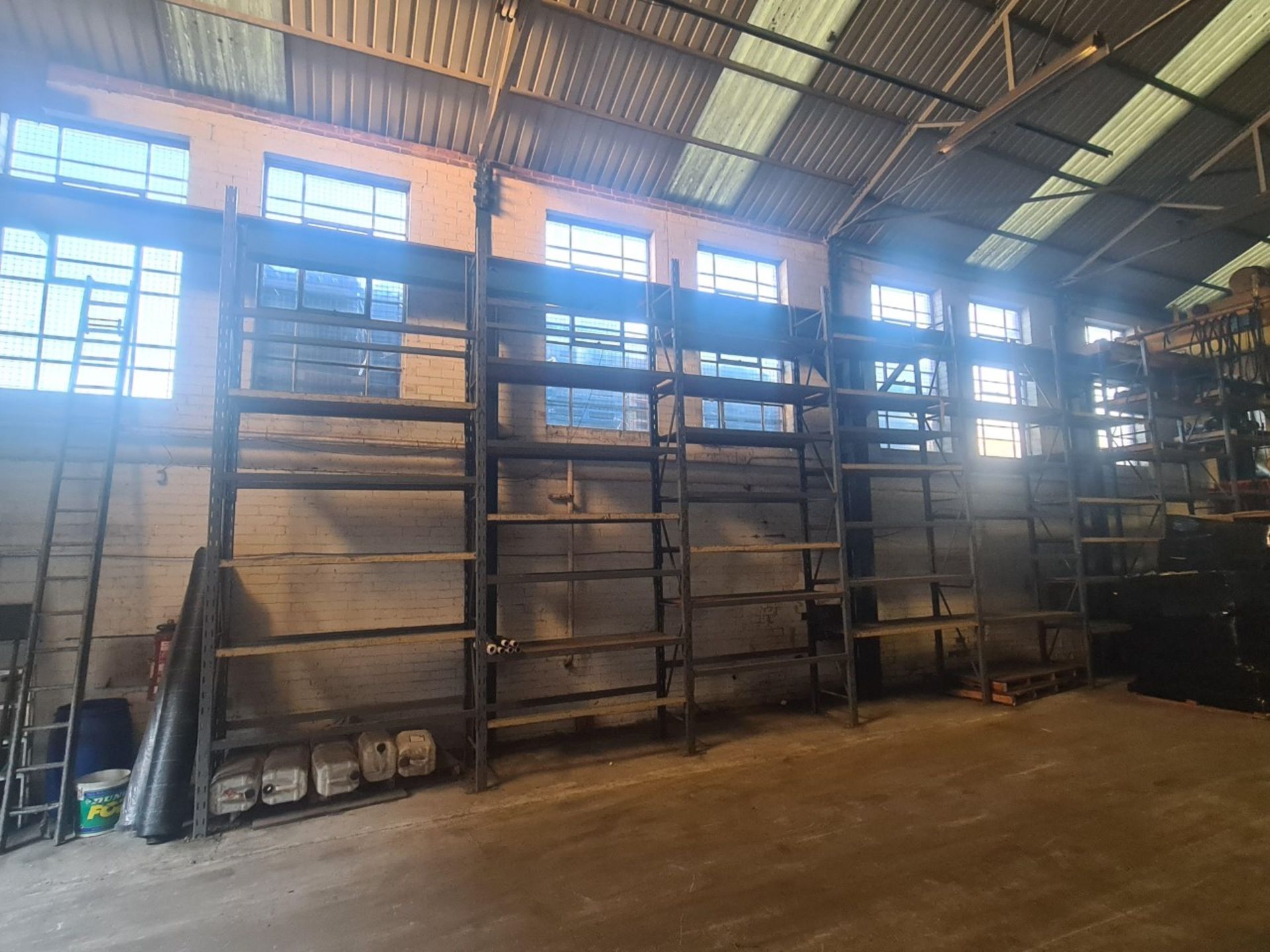 15 BAYS OF PALLET RACKING TO CONTAIN CIRCA 16 UPRI - Image 2 of 3