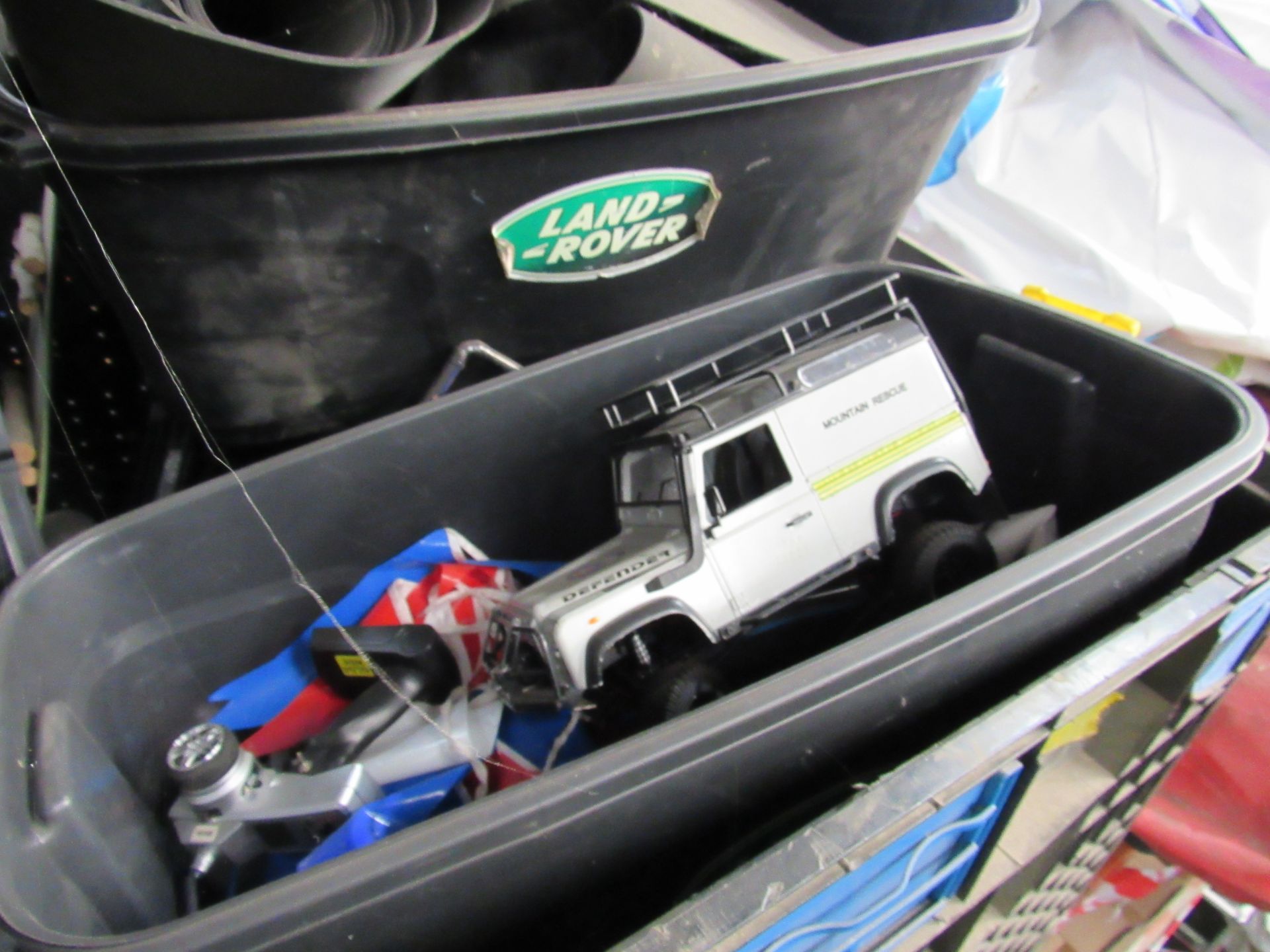 2 Micro Land rovers, Build and race game, comprisi - Image 6 of 12