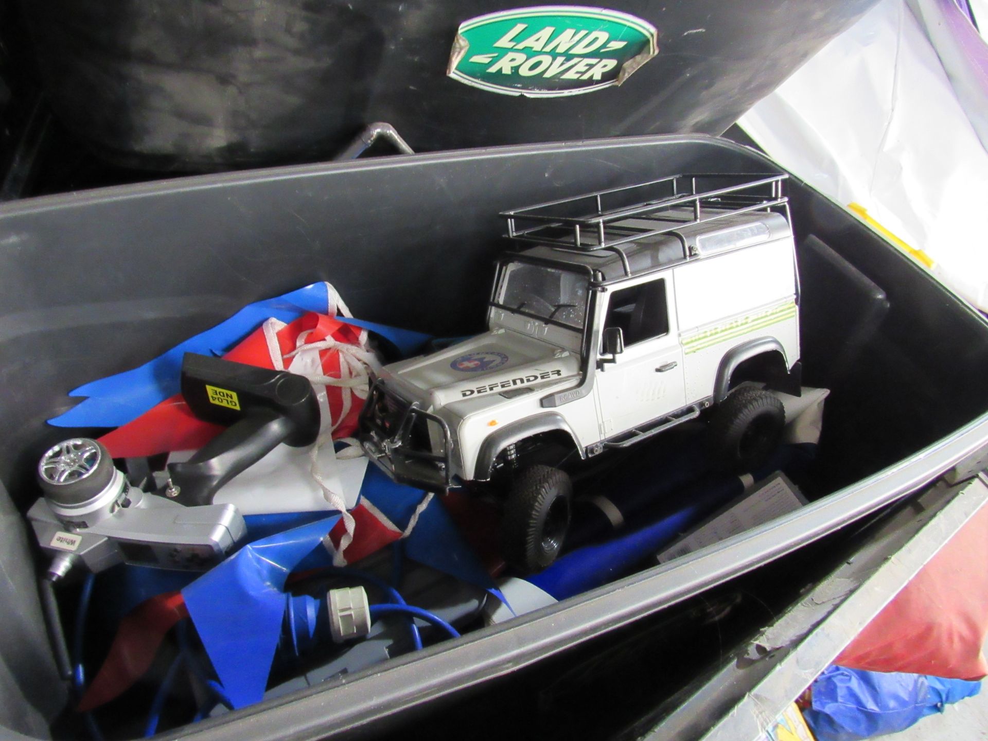 2 Micro Land rovers, Build and race game, comprisi - Image 8 of 12