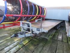 Graham Edwards FB3521T flatbed, tri-axle trailer, with steps, Vin SDXFB35TB13011632, Approx. 21ft