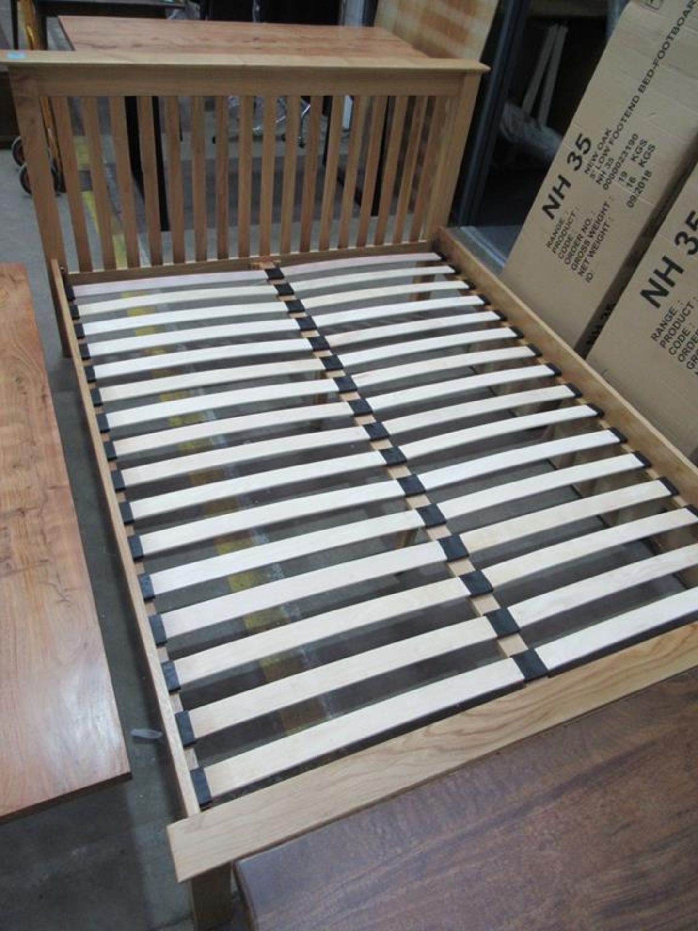 Oak Bed (3 packages per unit) (NH35) - Image 2 of 3