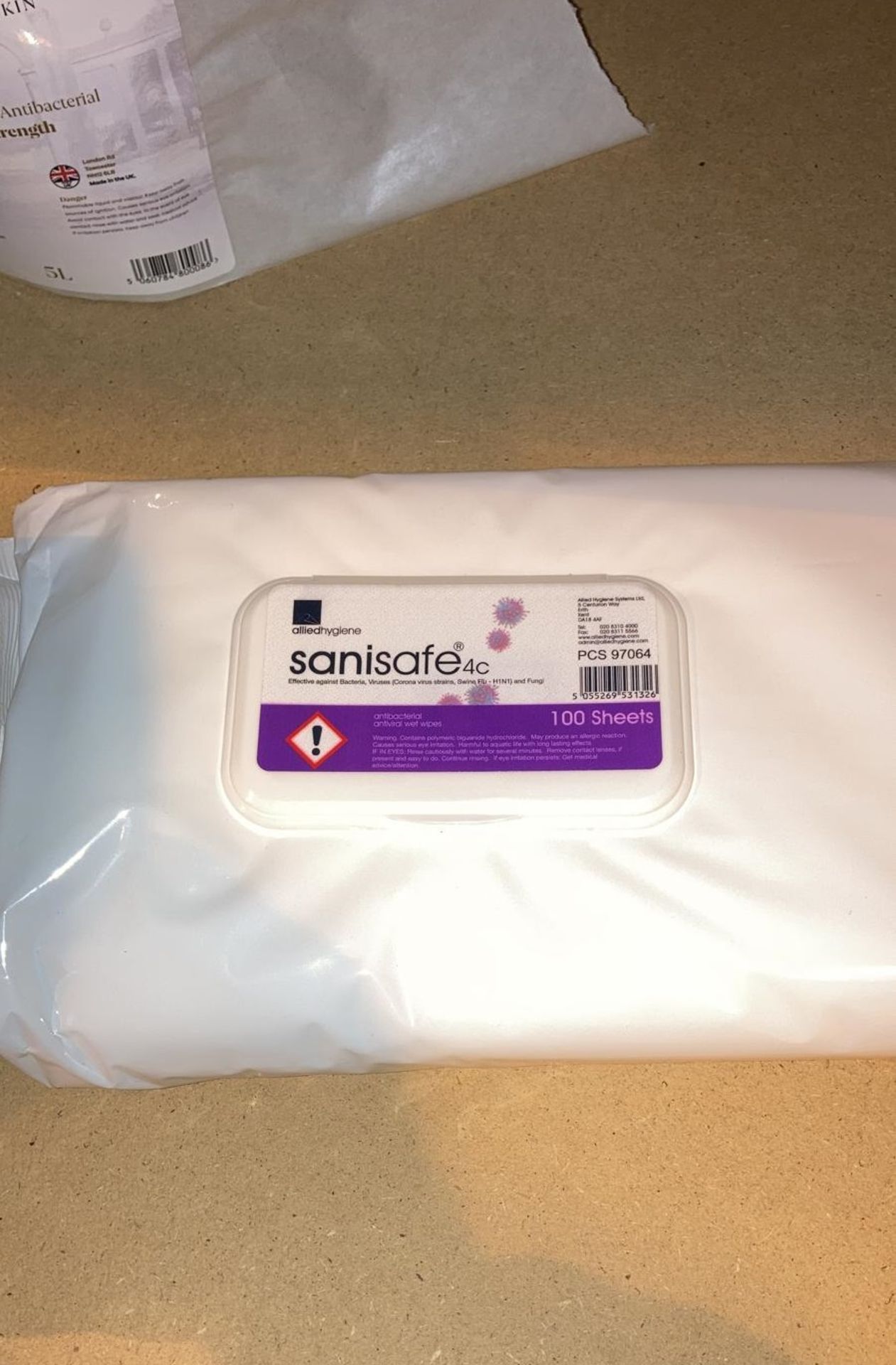 4000 (40 packs) Sanisafe Anti-Viral Surface Wipes