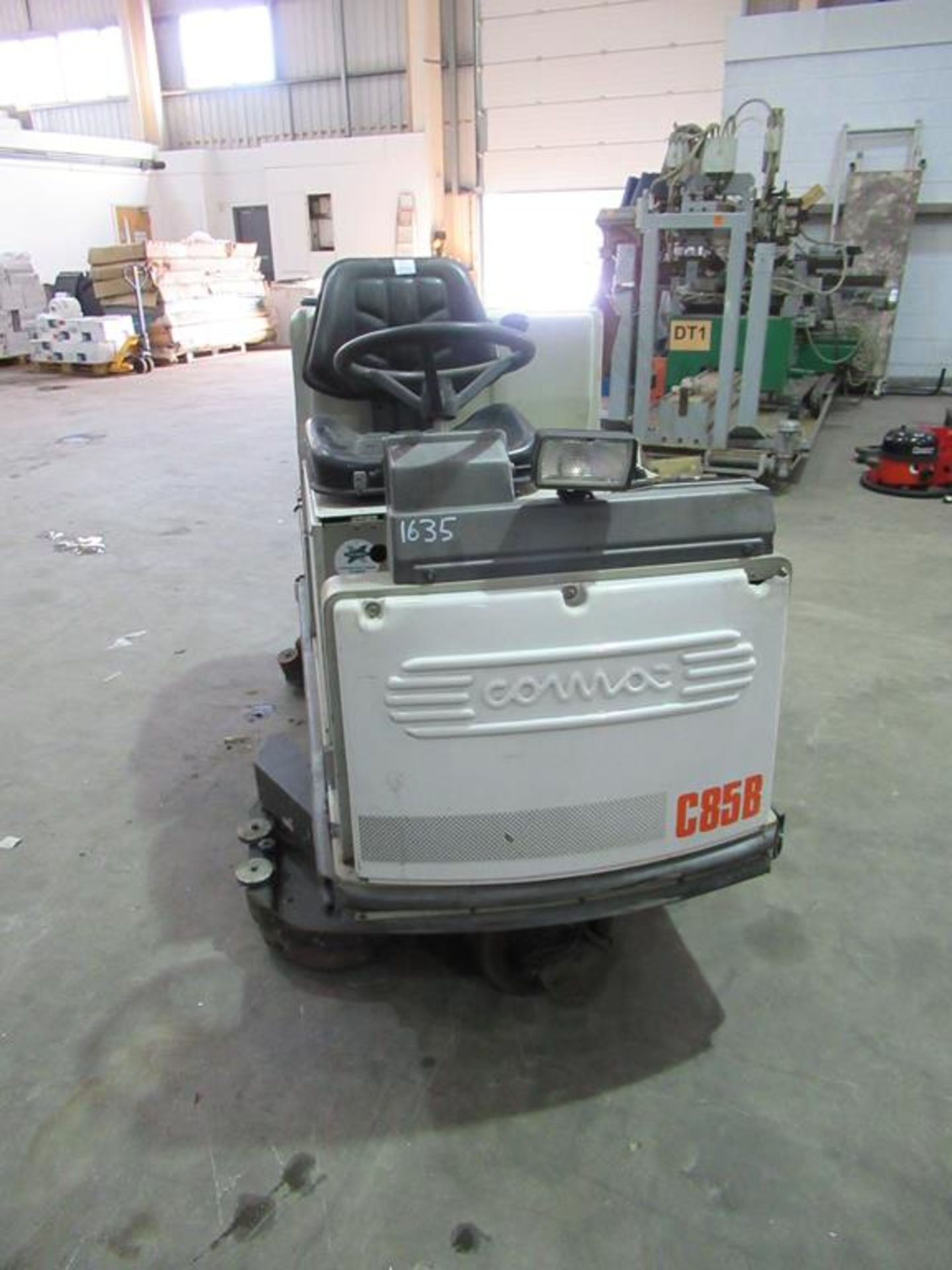 2005 Comac C85B Ride On Floor Scrubber Dryer - Image 2 of 11