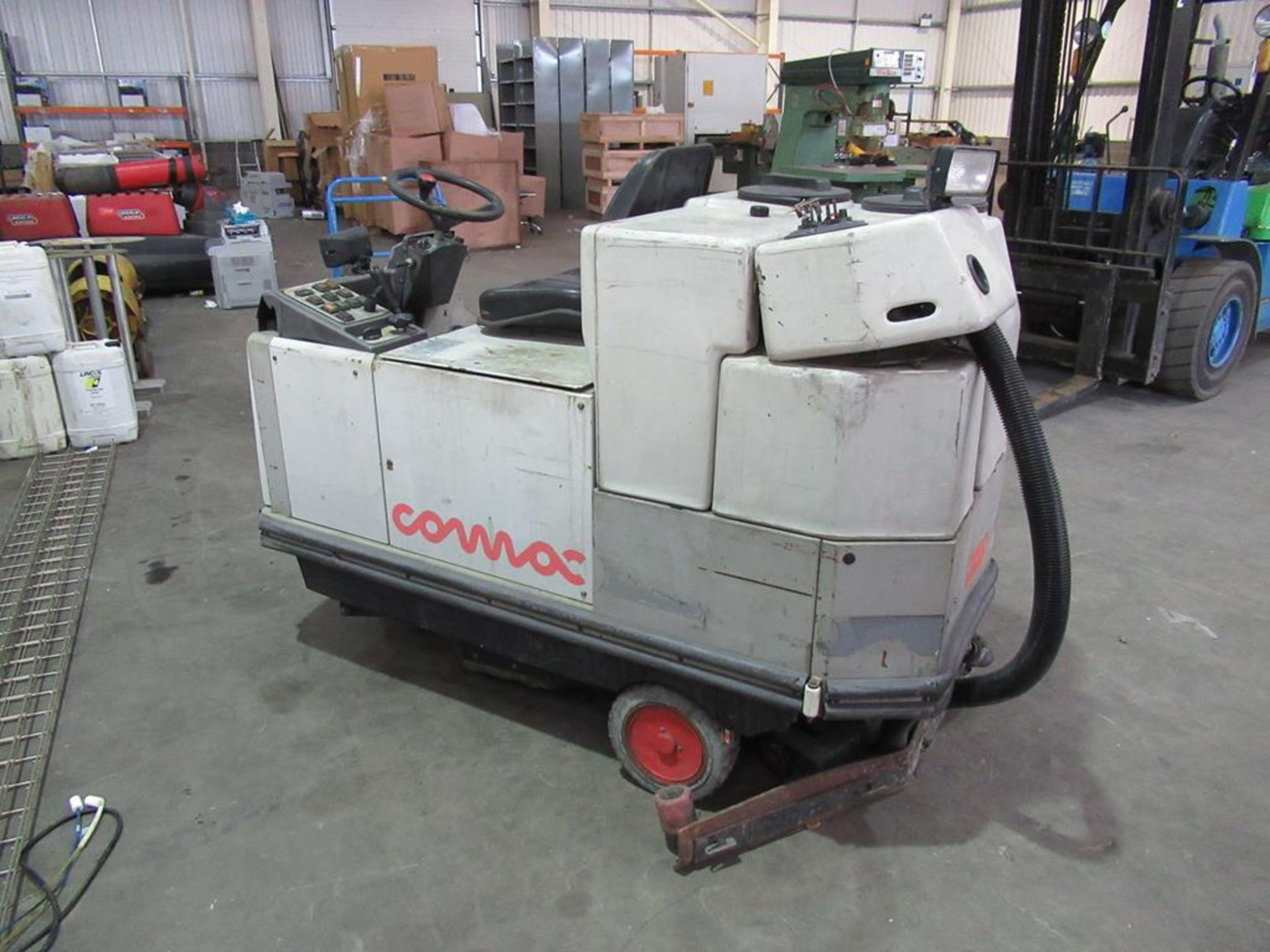 2005 Comac C85B Ride On Floor Scrubber Dryer - Image 3 of 11