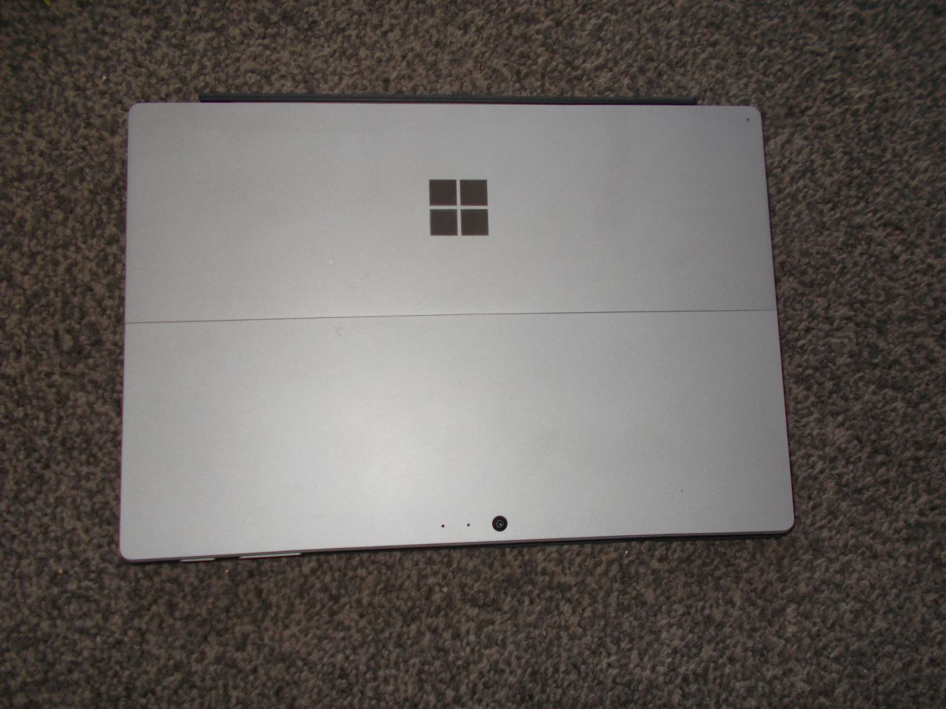 Microsoft Surface Pro (5th Generation) Model 1796, - Image 4 of 9