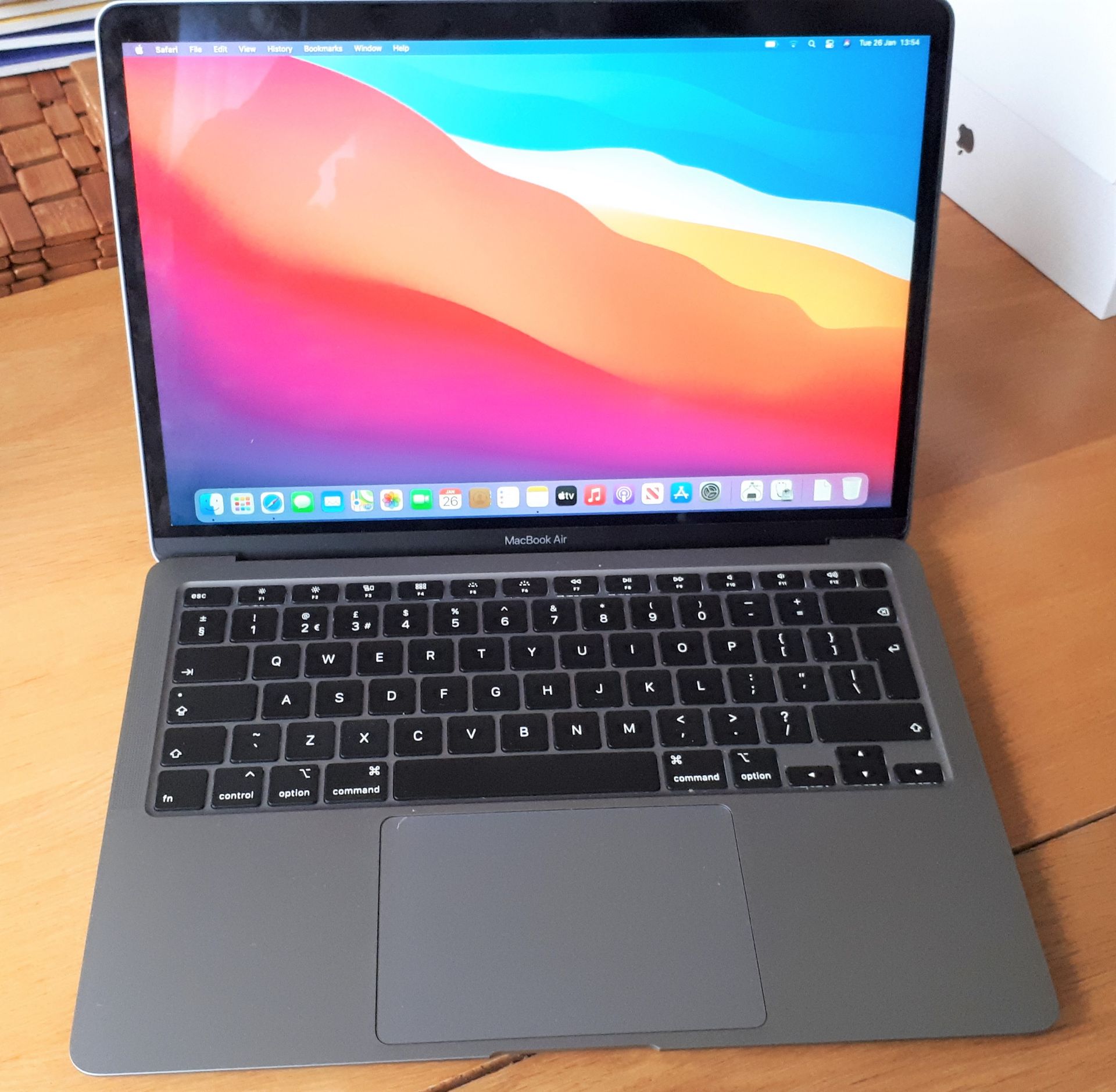 Apple MacBook Air 13” (2020), A2179, 1.2 GHz Quad- - Image 3 of 8