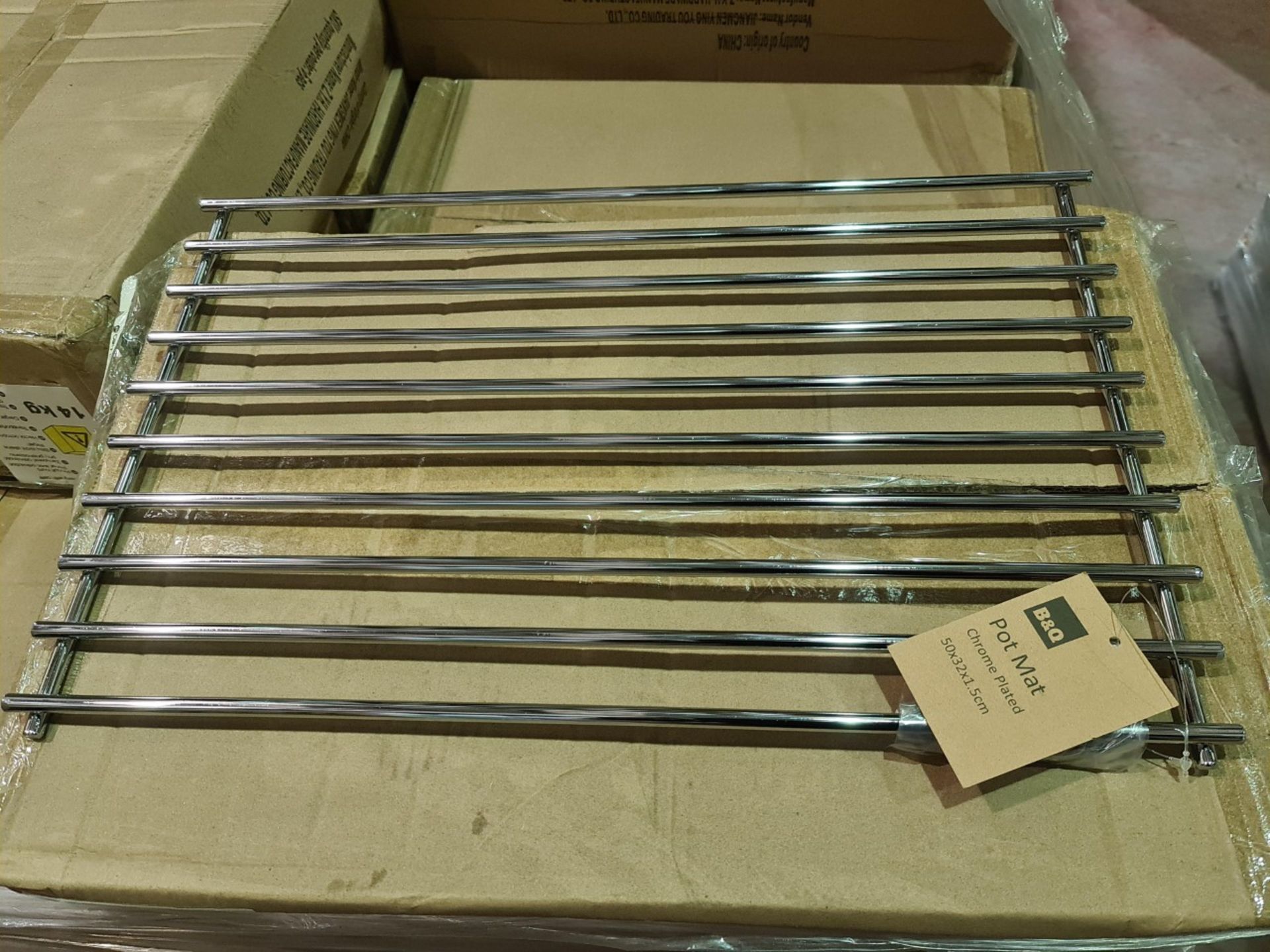(D19) PALLET TO CONTAIN 42 x NEW CHROME LARGE PAN
