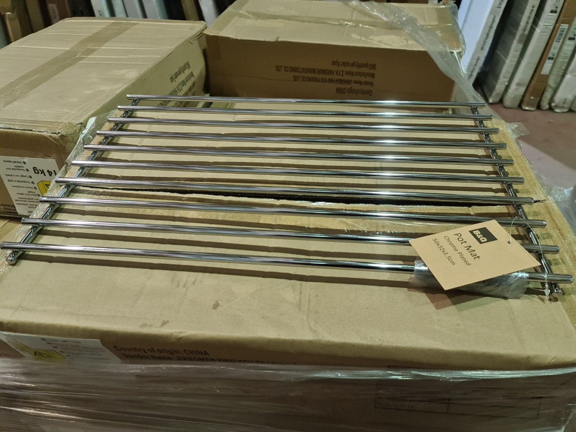 (D18) PALLET TO CONTAIN 108 x NEW CHROME LARGE PAN