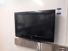 32" LG Flat Screen LCD TV
