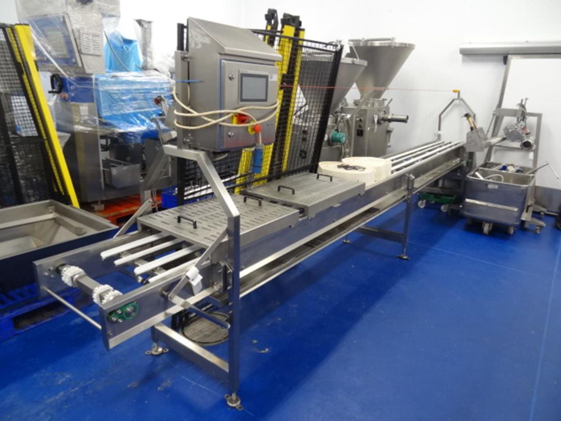 Syspal Twin lane 6 metre conveyor