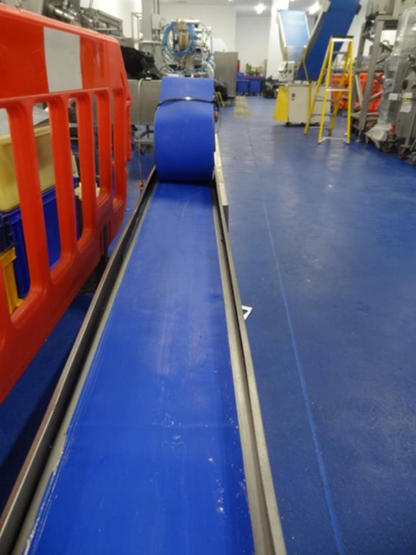 SS Variable speed conveyor - Image 3 of 9