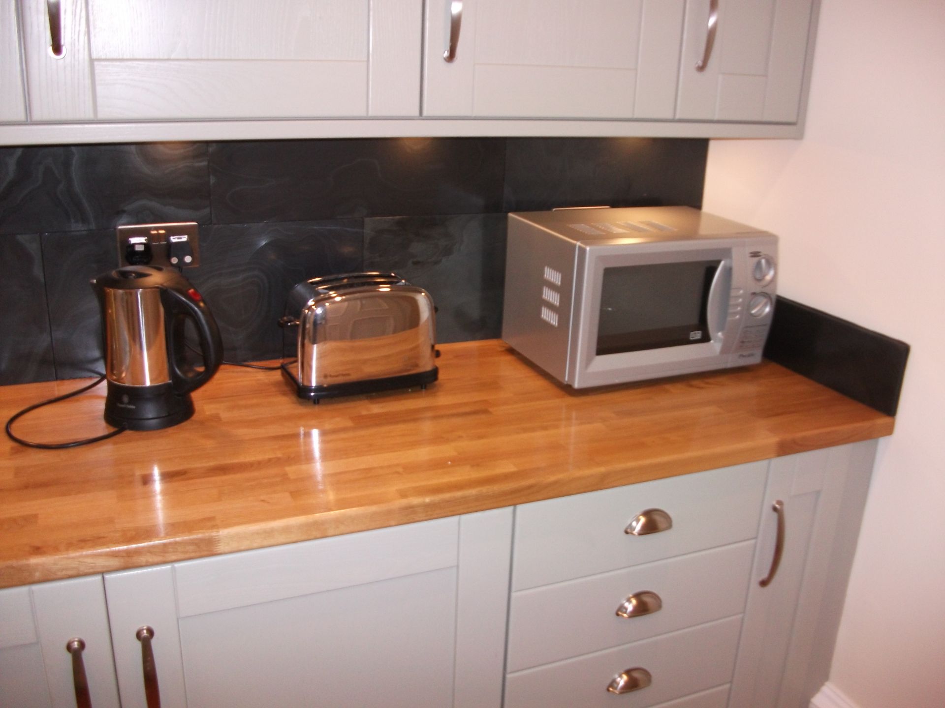 Kettle toaster microwave – Located Mountain Creati