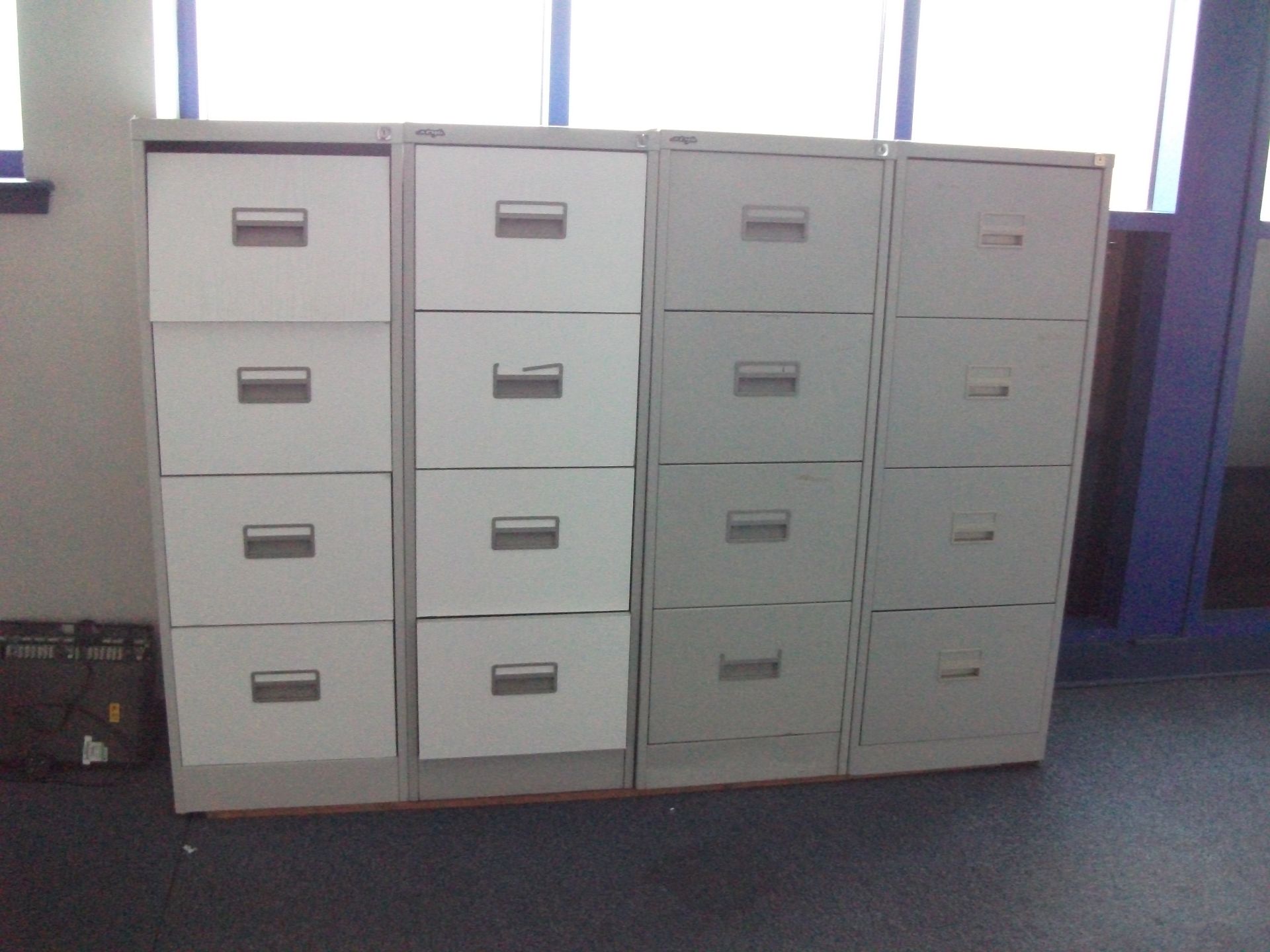 Loose and removable contents to offices including computer monitors, chairs, filing cabinets etc ( - Image 8 of 15