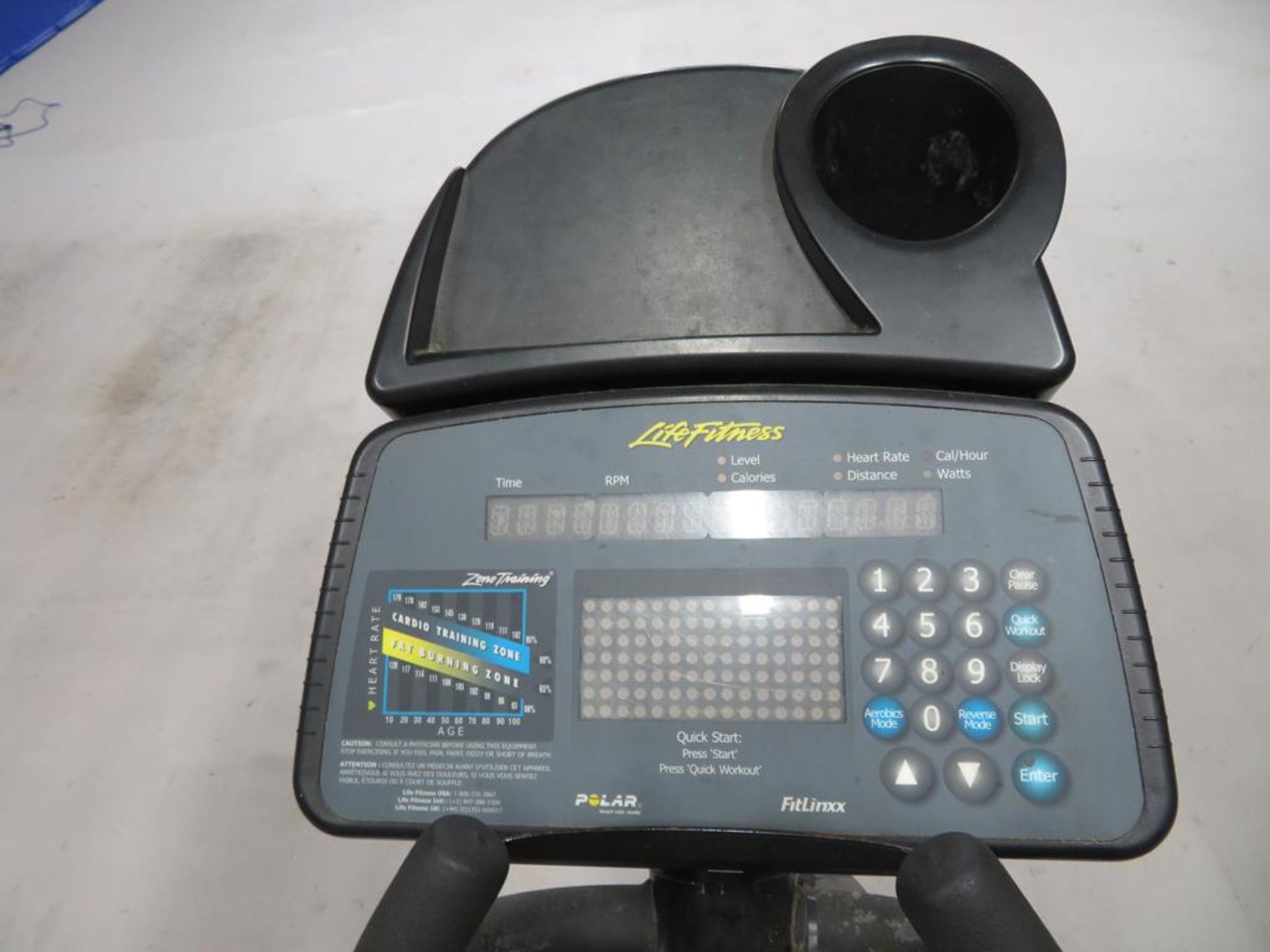 A Life Fitness Cross Trainer 9500HR - Image 3 of 4