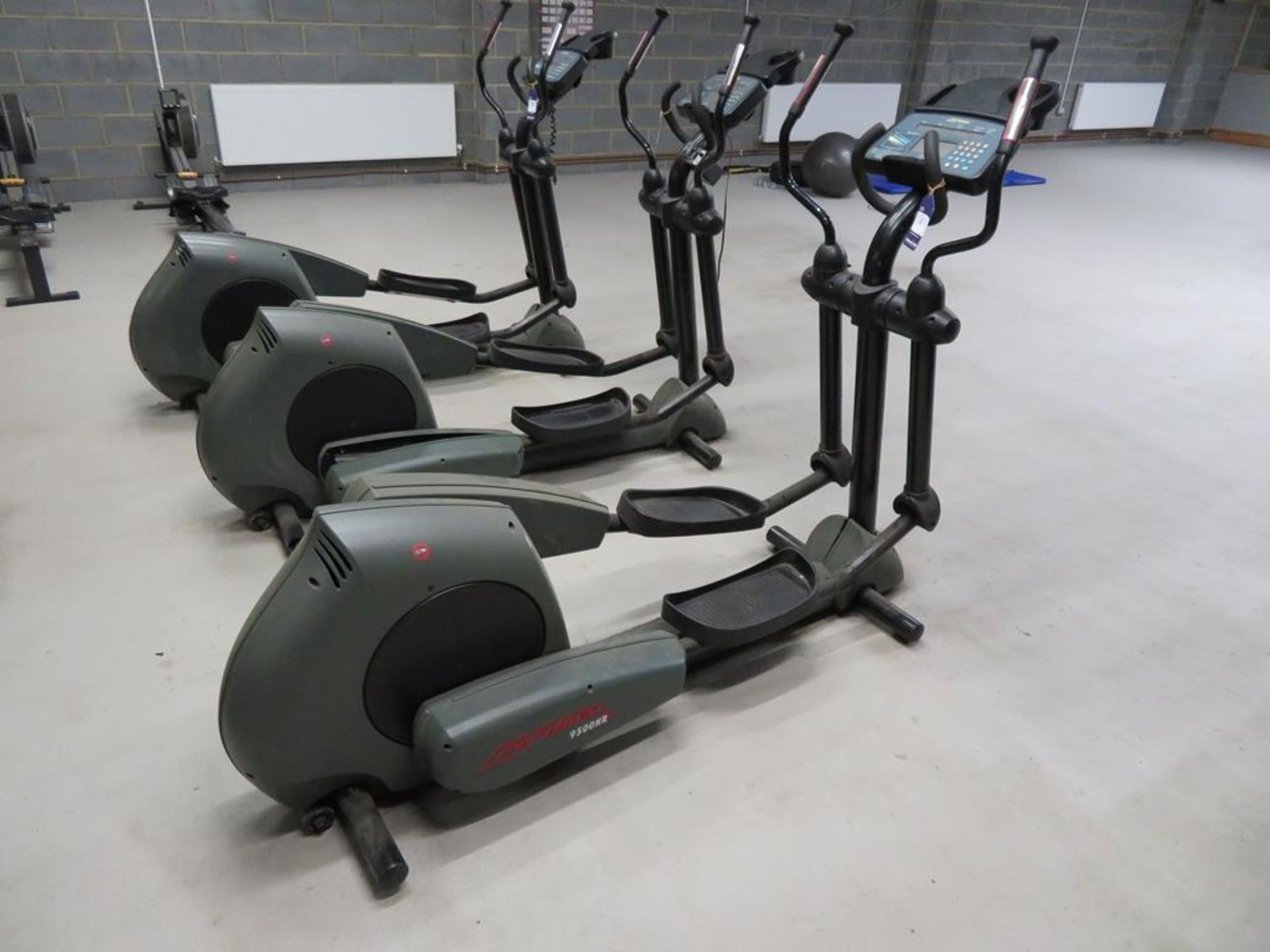 A Life Fitness Cross Trainer 9500HR - Image 2 of 4