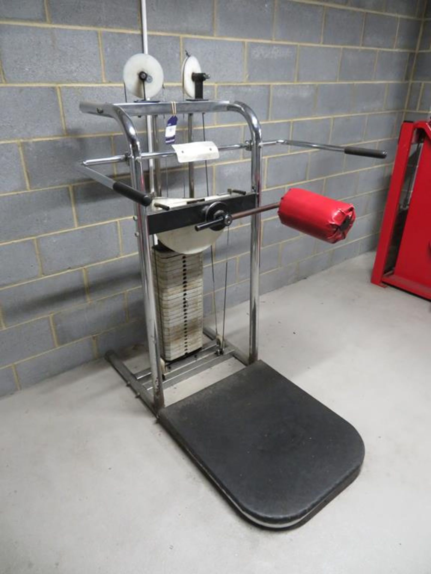 An Unbranded HIP Training Machine - Image 2 of 3