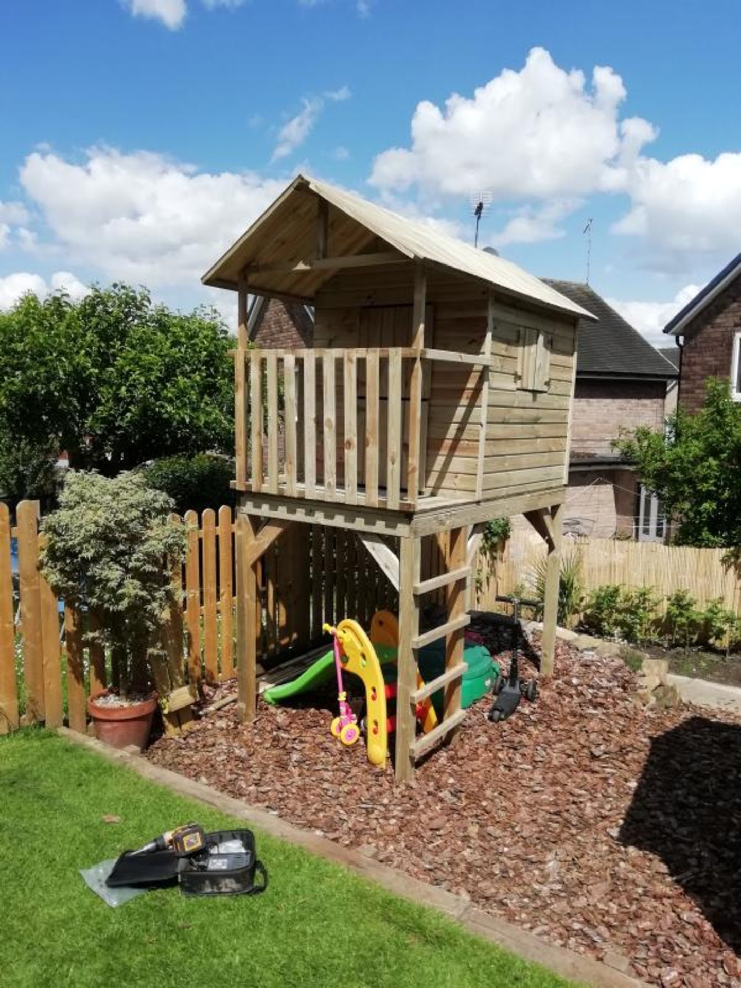 Bloom Wooden Playhouse. This is an ideal addition to your garden for your children to play in all - Image 2 of 3