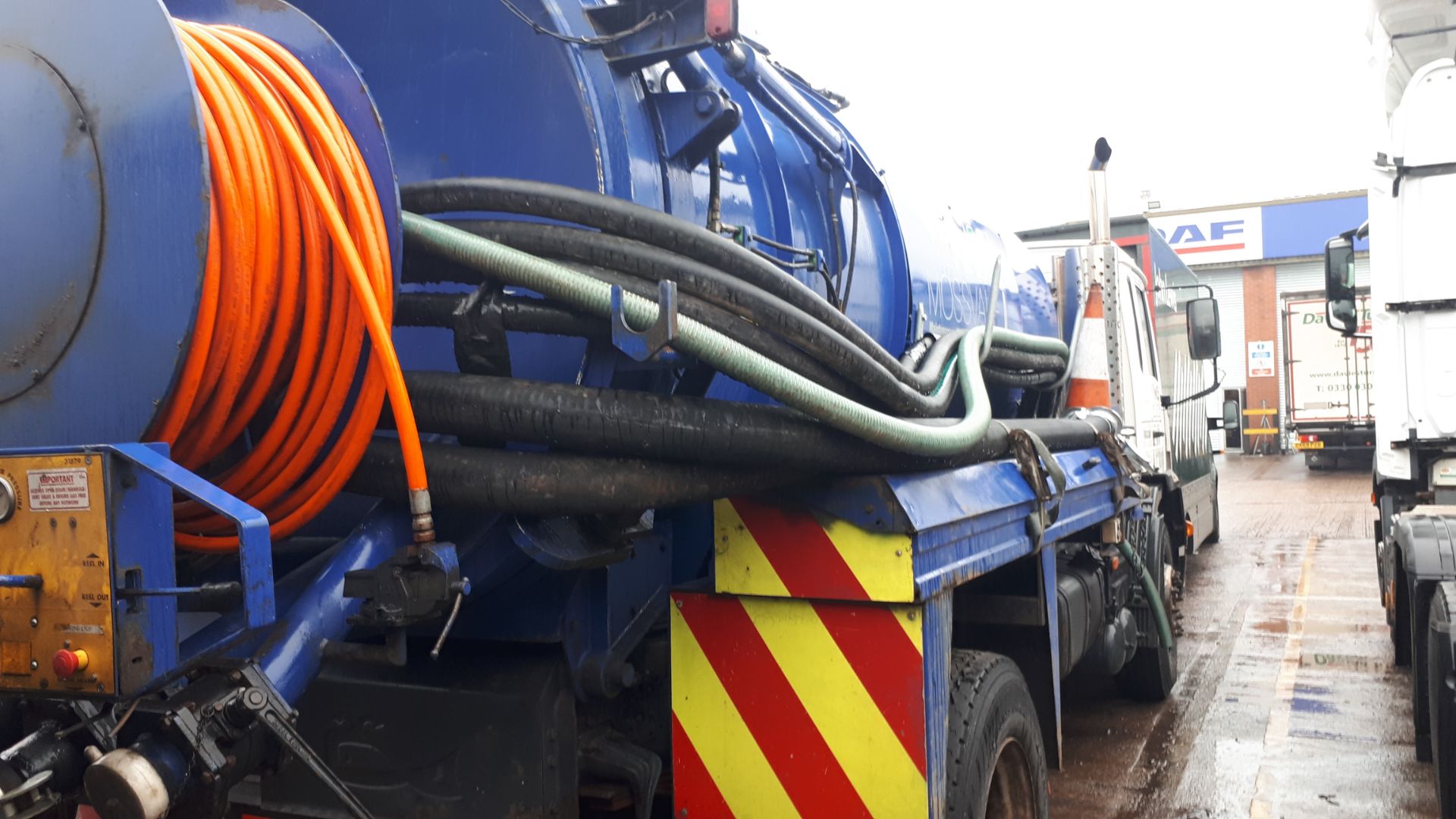 Volvo FL220 Medium Volume Jack Tanker Truck, with Gully Cleaner, with 8,050 Litre capacity Whale - Image 10 of 31