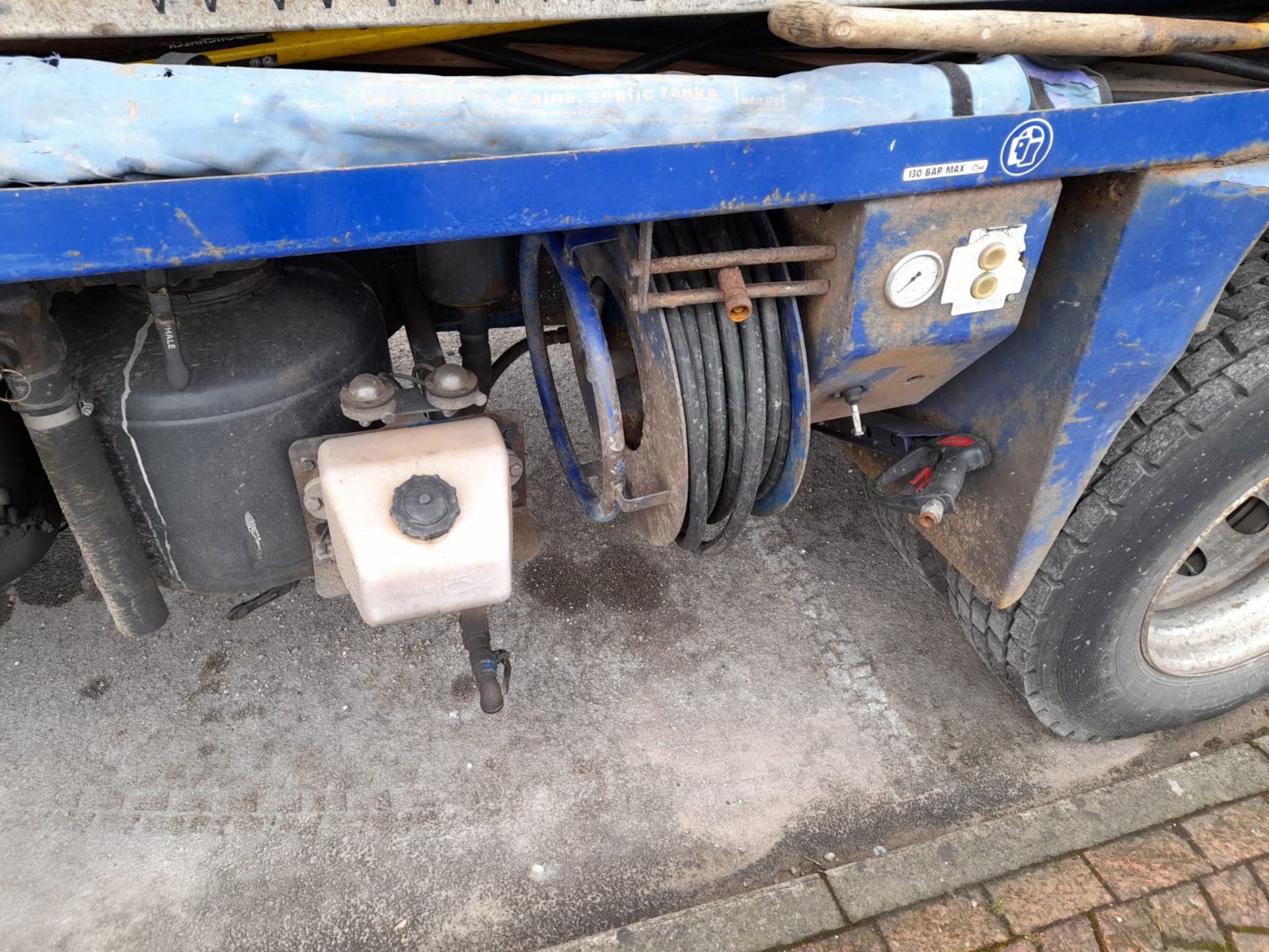 Volvo FL220 Medium Volume Jack Tanker Truck, with Gully Cleaner, with 8,050 Litre capacity Whale - Image 26 of 31