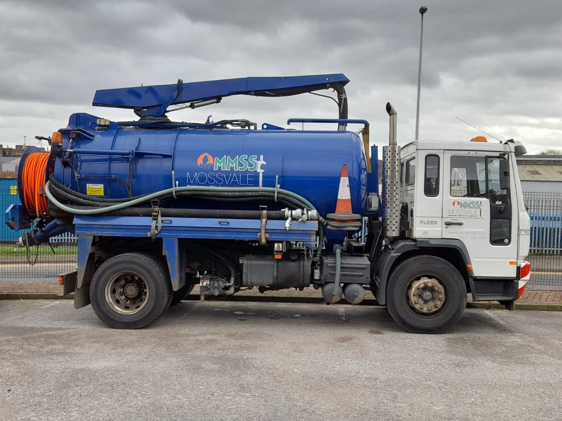 Volvo FL220 Medium Volume Jack Tanker Truck, with Gully Cleaner, with 8,050 Litre capacity Whale - Image 18 of 31