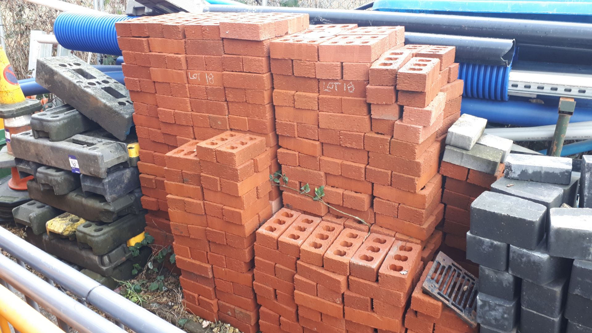 Approximately 800 x textured red bricks