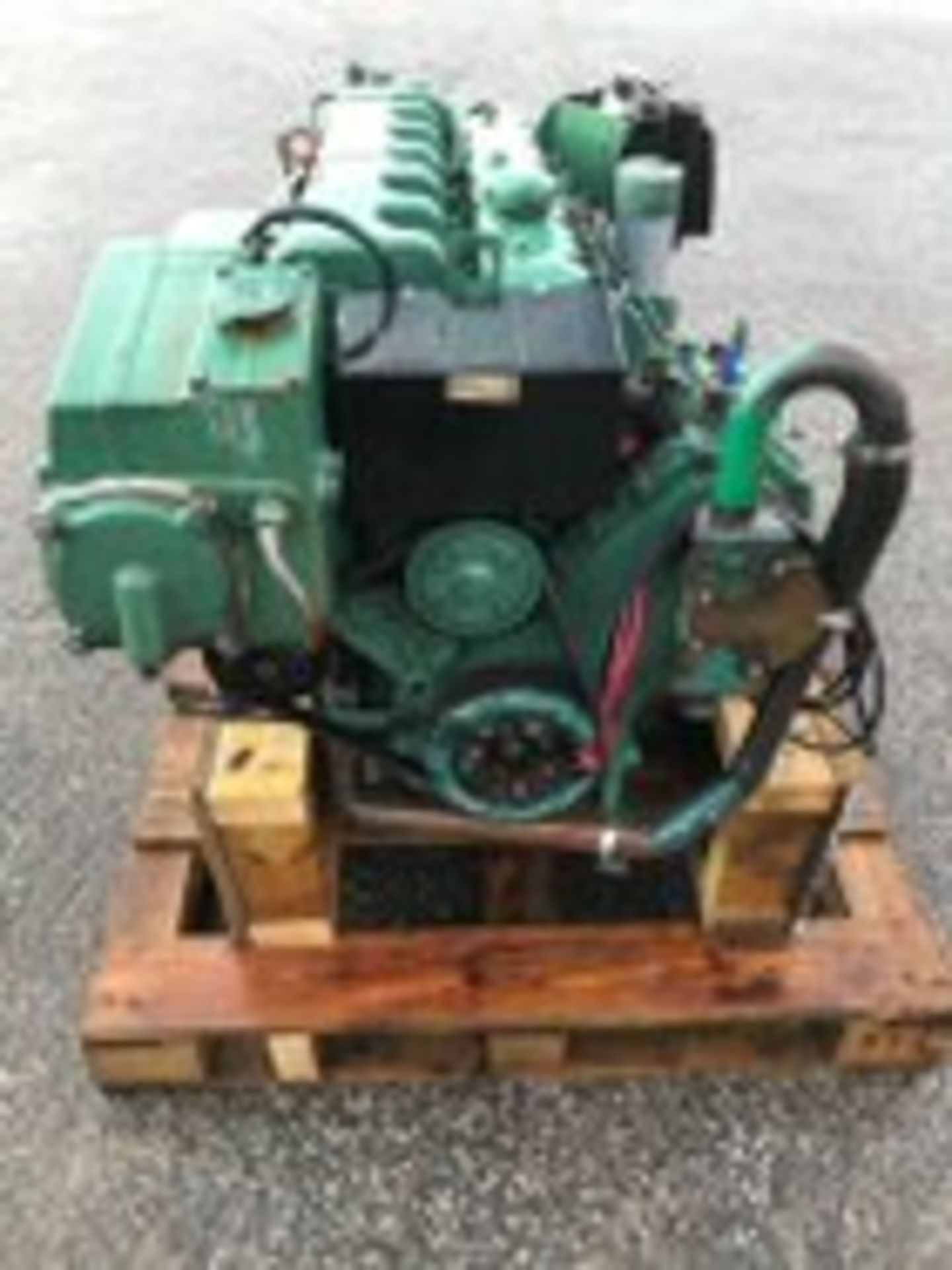 Volvo TMD40 165hp Marine Diesel Engine - Image 3 of 4