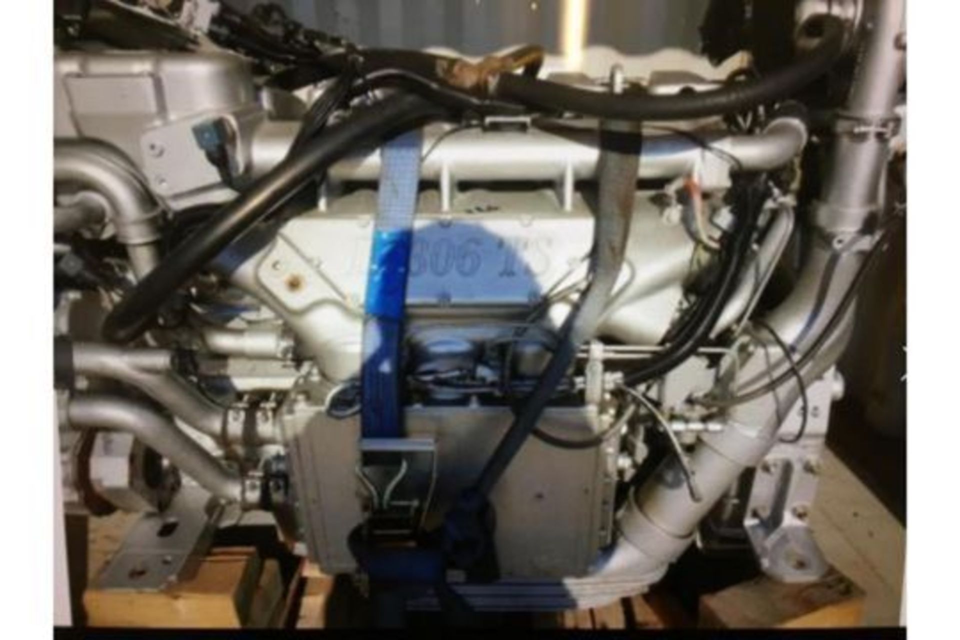 Isotta Fraschini L130GTS 748hp Marine Diesel engine Low hours - Image 2 of 5